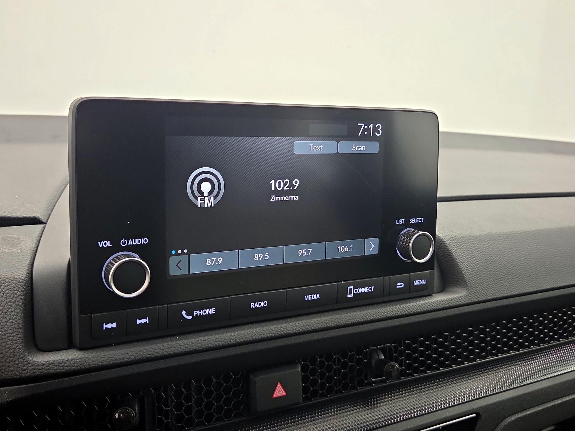 Thumbnail: 2023 Honda CR-V - 15