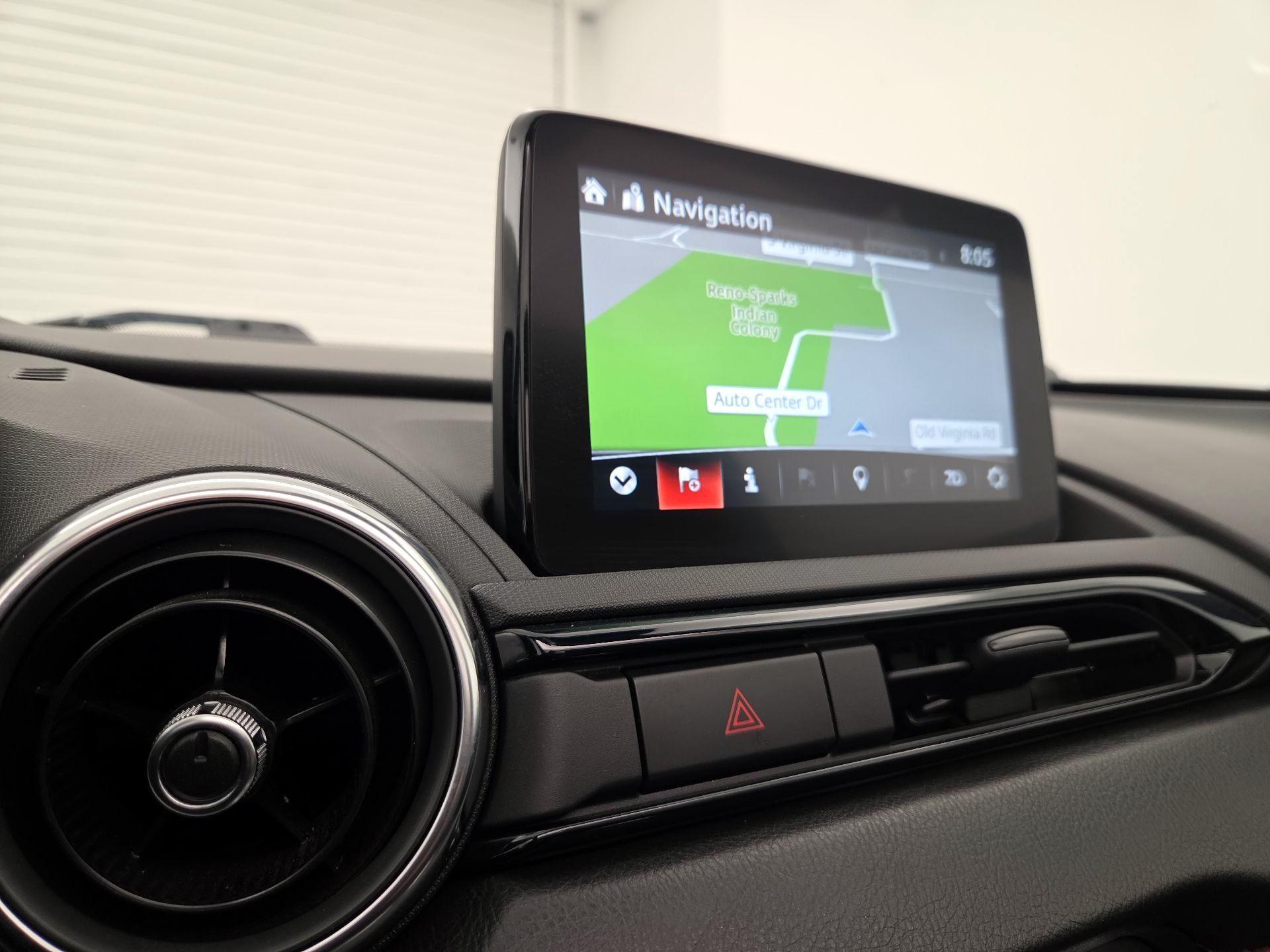 Thumbnail: 2018 Mazda MX-5 Miata - 14