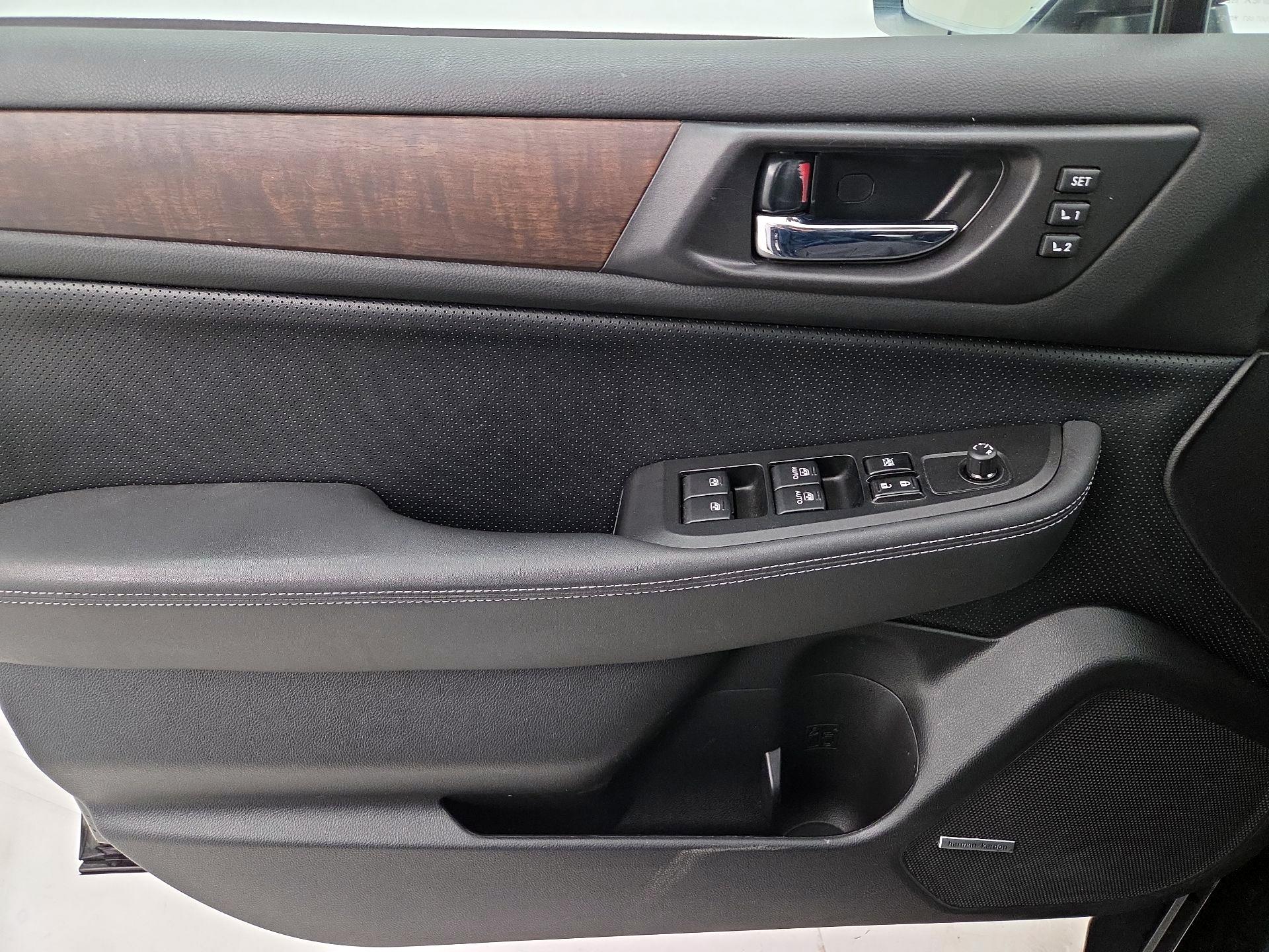 Thumbnail: 2016 Subaru Outback - 12