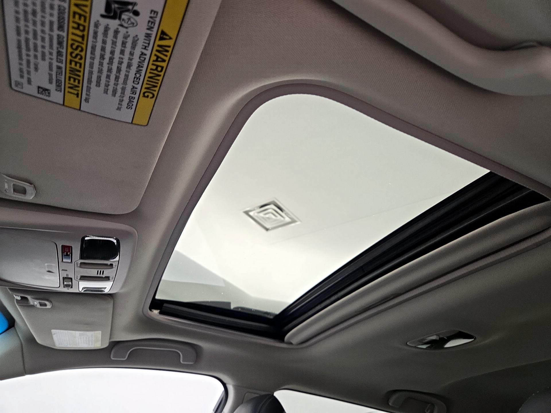 Thumbnail: 2016 Subaru Outback - 18