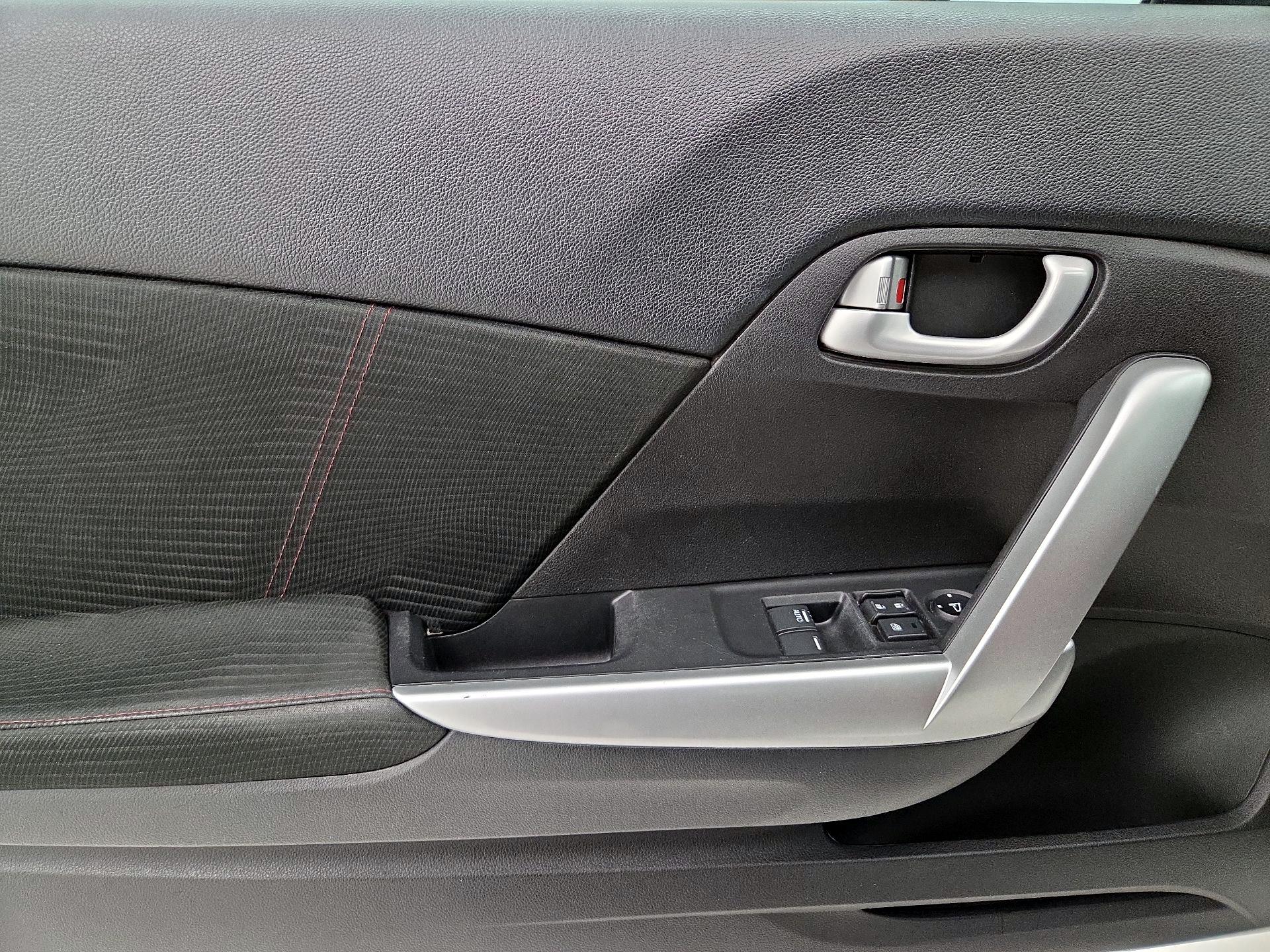 Thumbnail: 2015 Honda Civic - 12