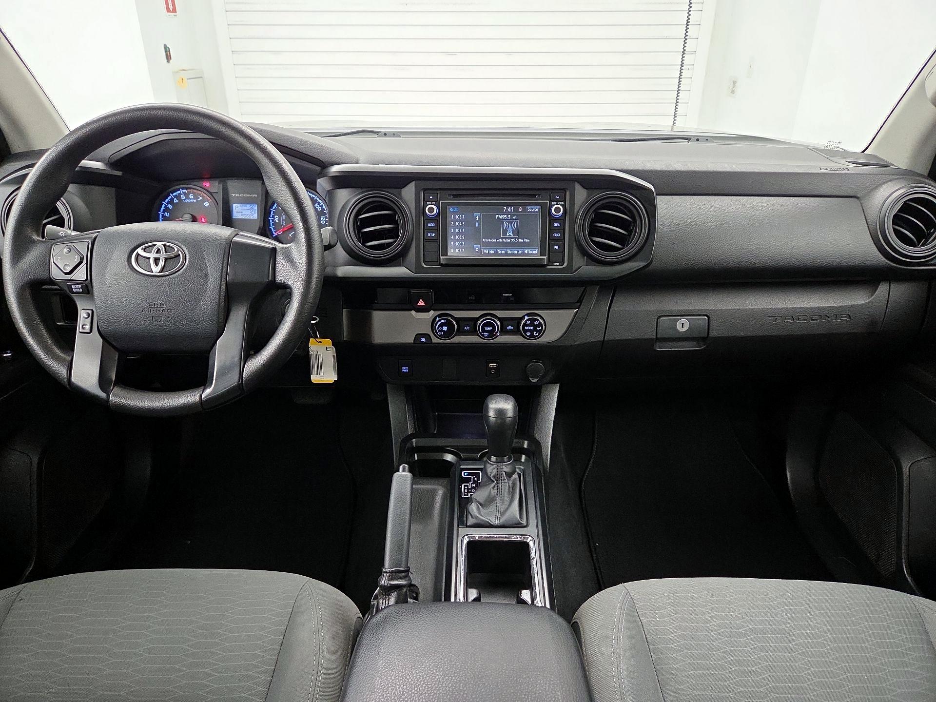 Thumbnail: 2017 Toyota Tacoma - 9