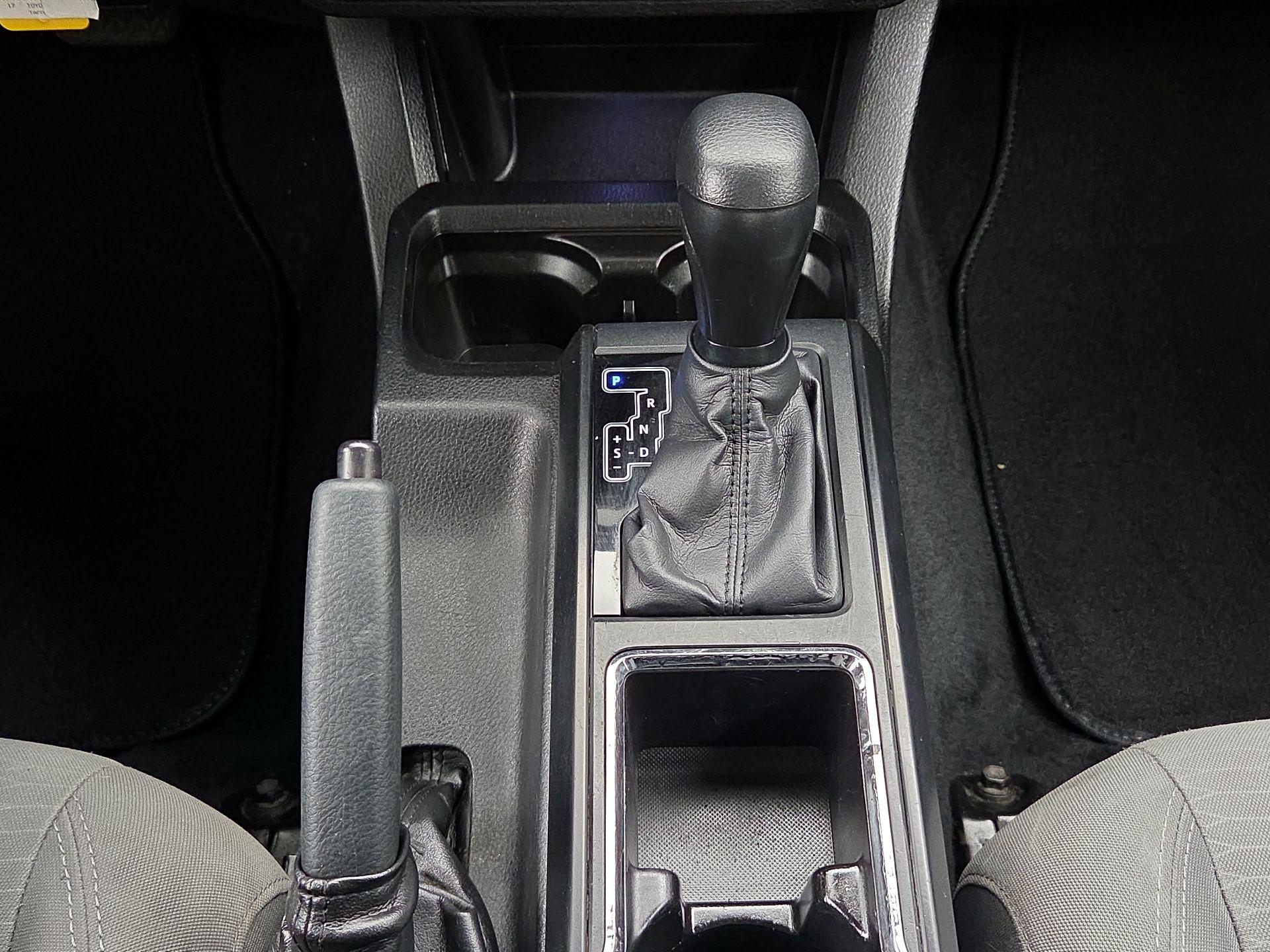 Thumbnail: 2017 Toyota Tacoma - 16