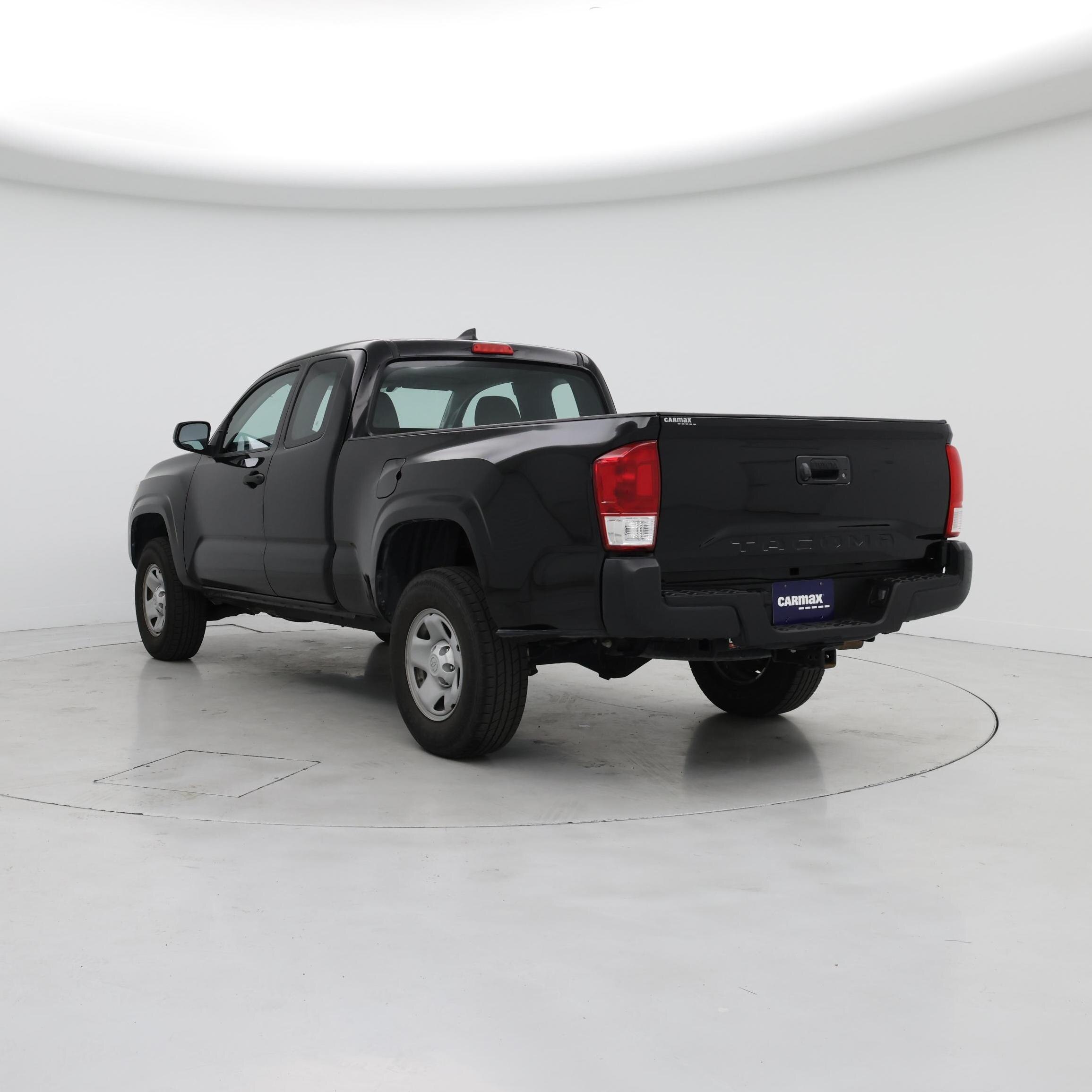 Thumbnail: 2017 Toyota Tacoma - 2