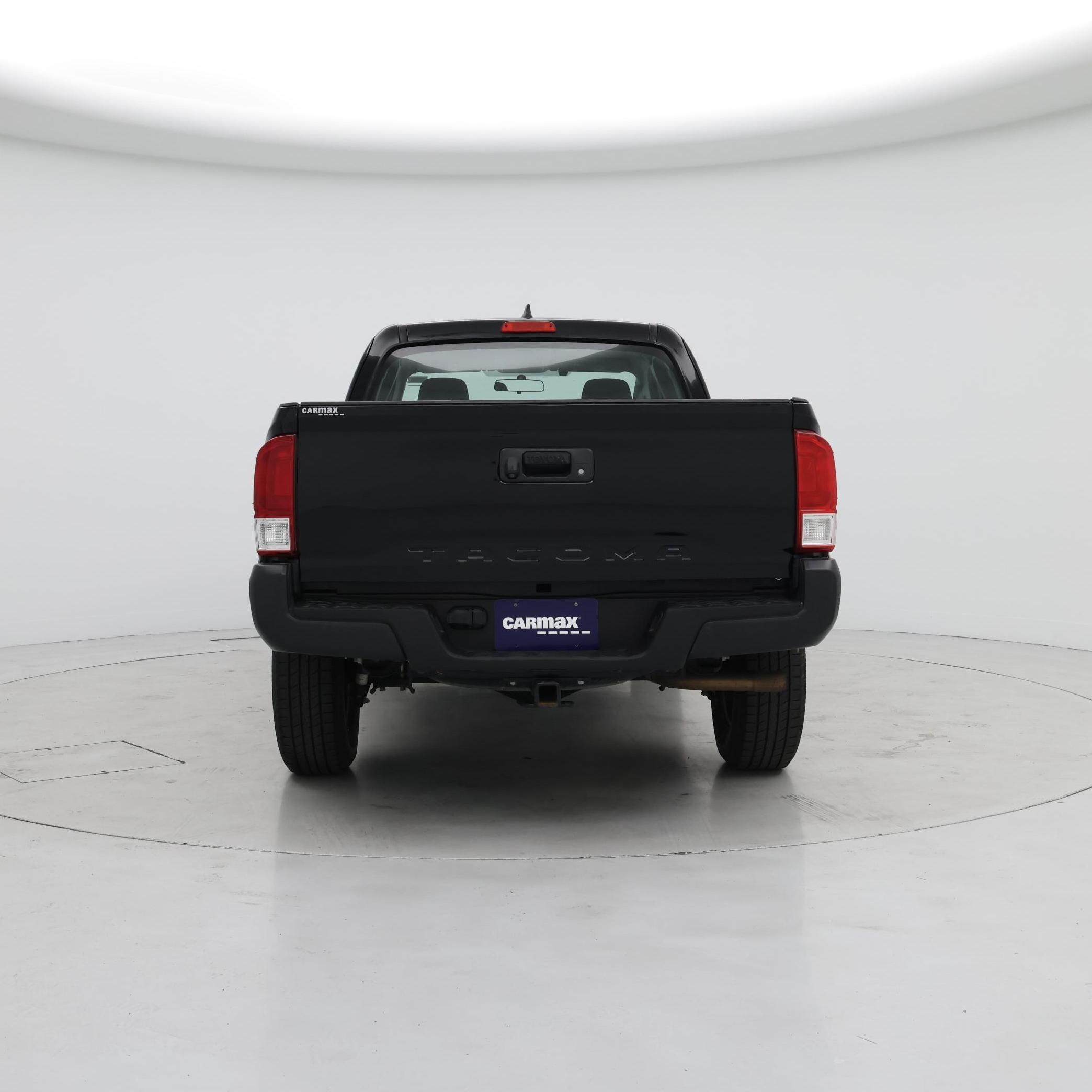 Thumbnail: 2017 Toyota Tacoma - 6