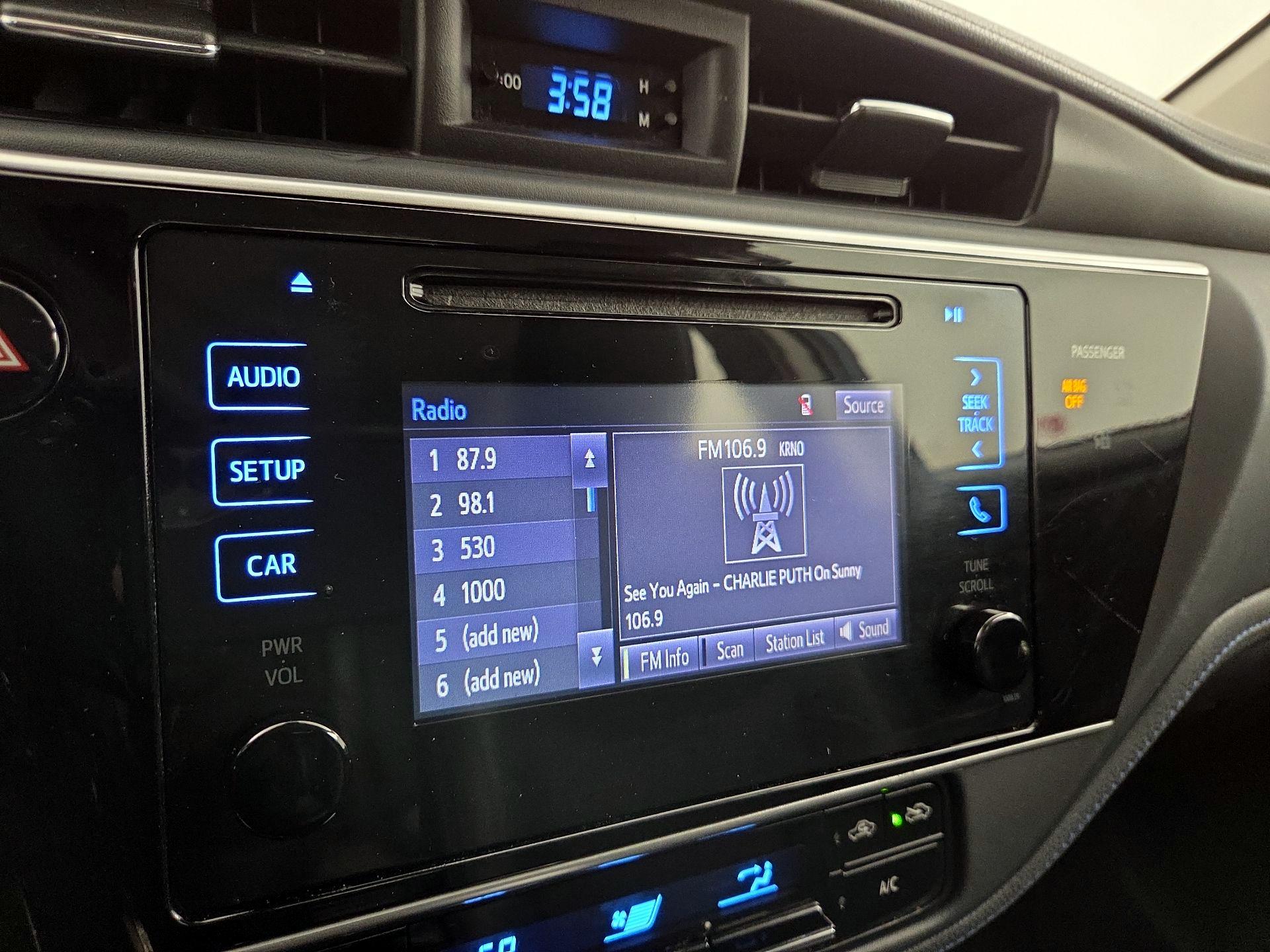 Thumbnail: 2017 Toyota Corolla - 15