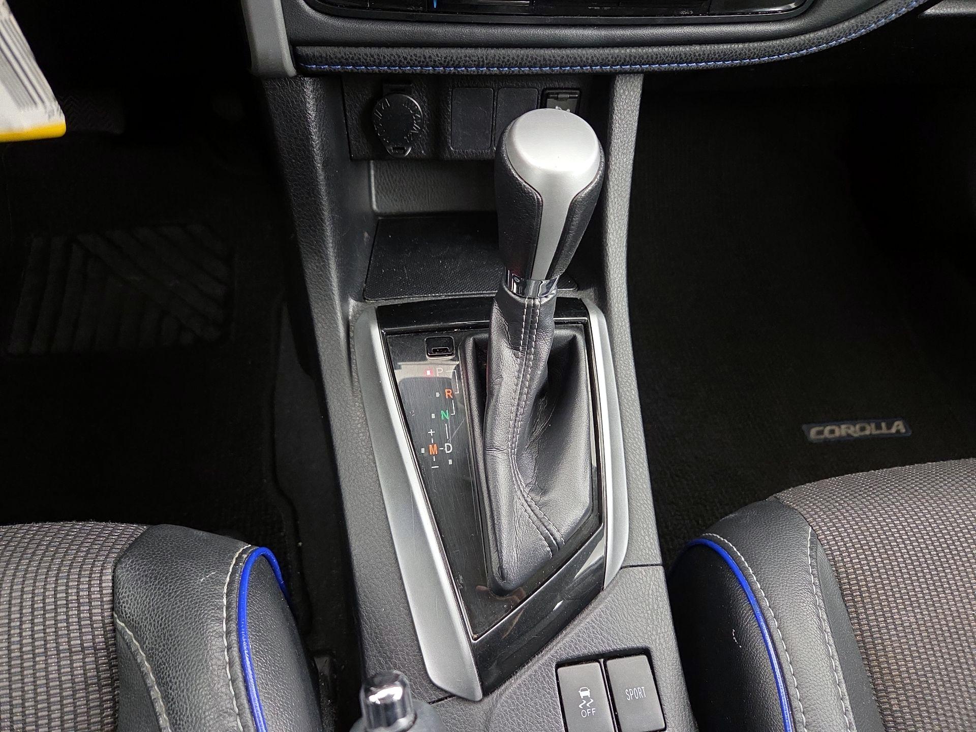 Thumbnail: 2017 Toyota Corolla - 17