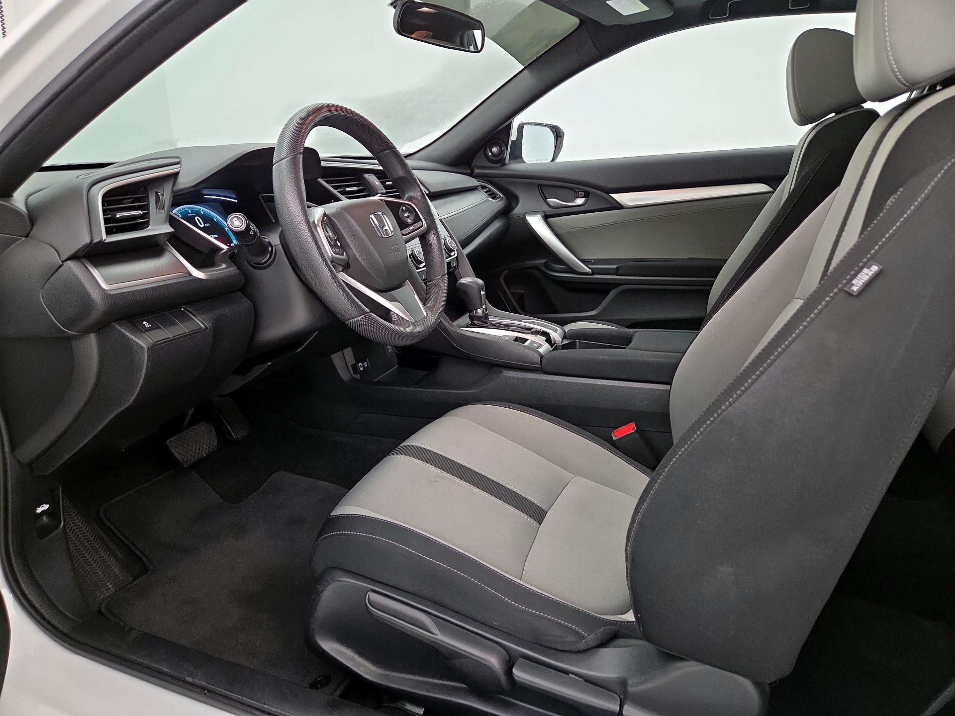 Thumbnail: 2017 Honda Civic - 11