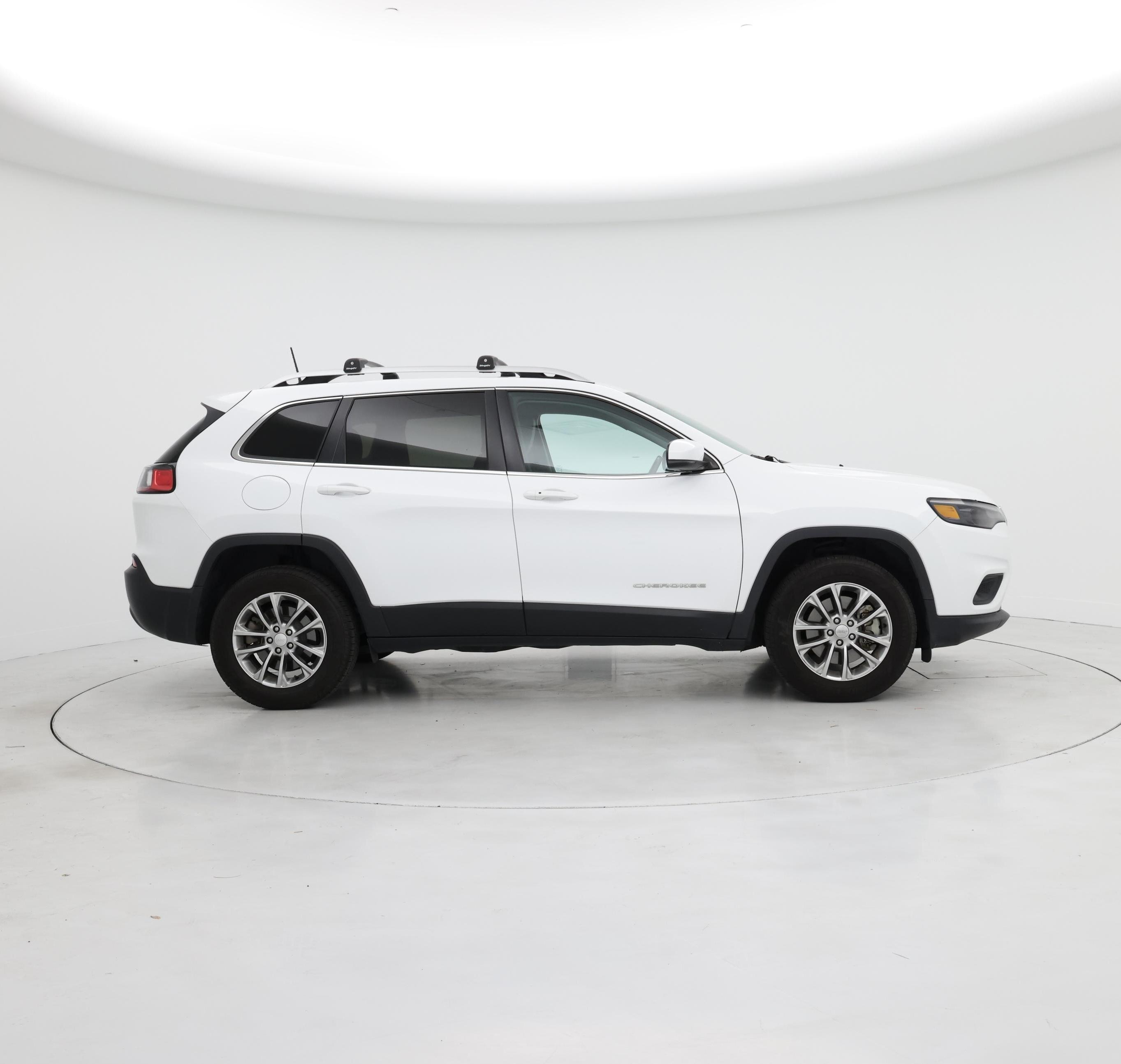 Thumbnail: 2020 Jeep Cherokee - 7