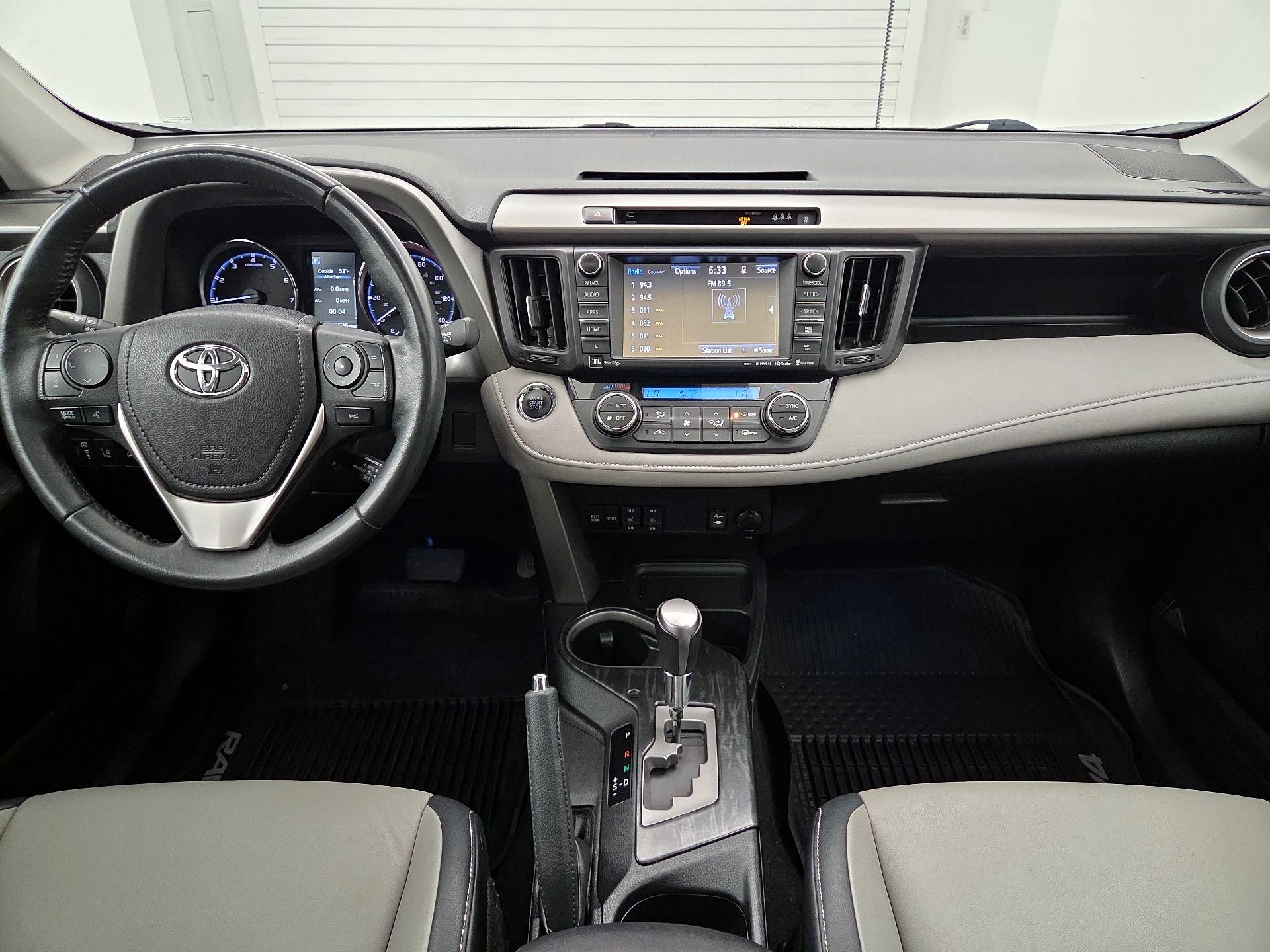 Thumbnail: 2017 Toyota RAV4 - 9