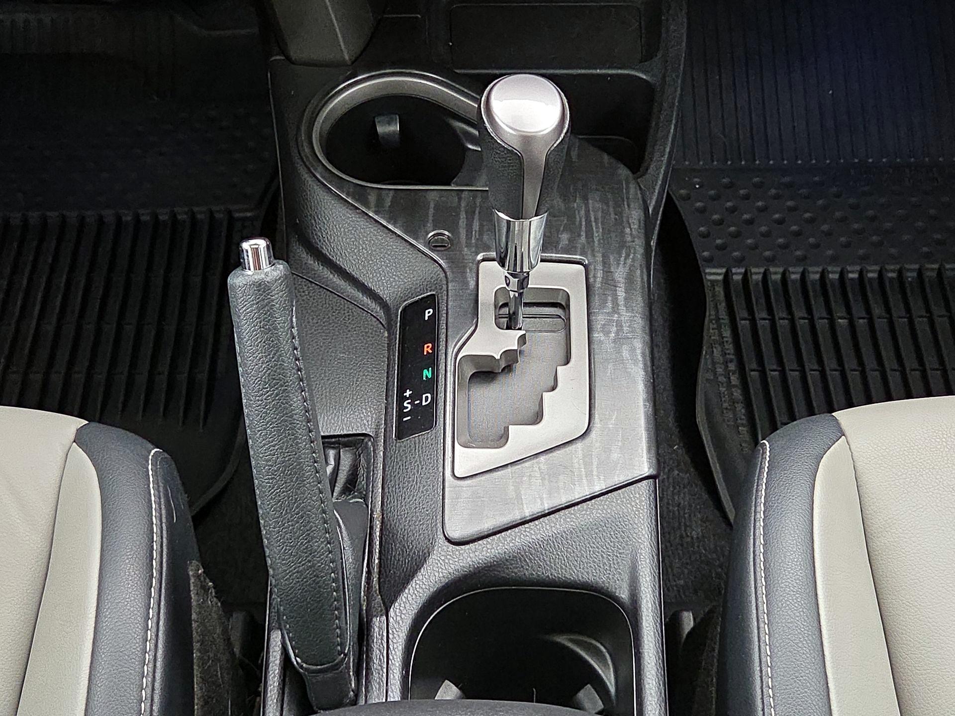 Thumbnail: 2017 Toyota RAV4 - 17