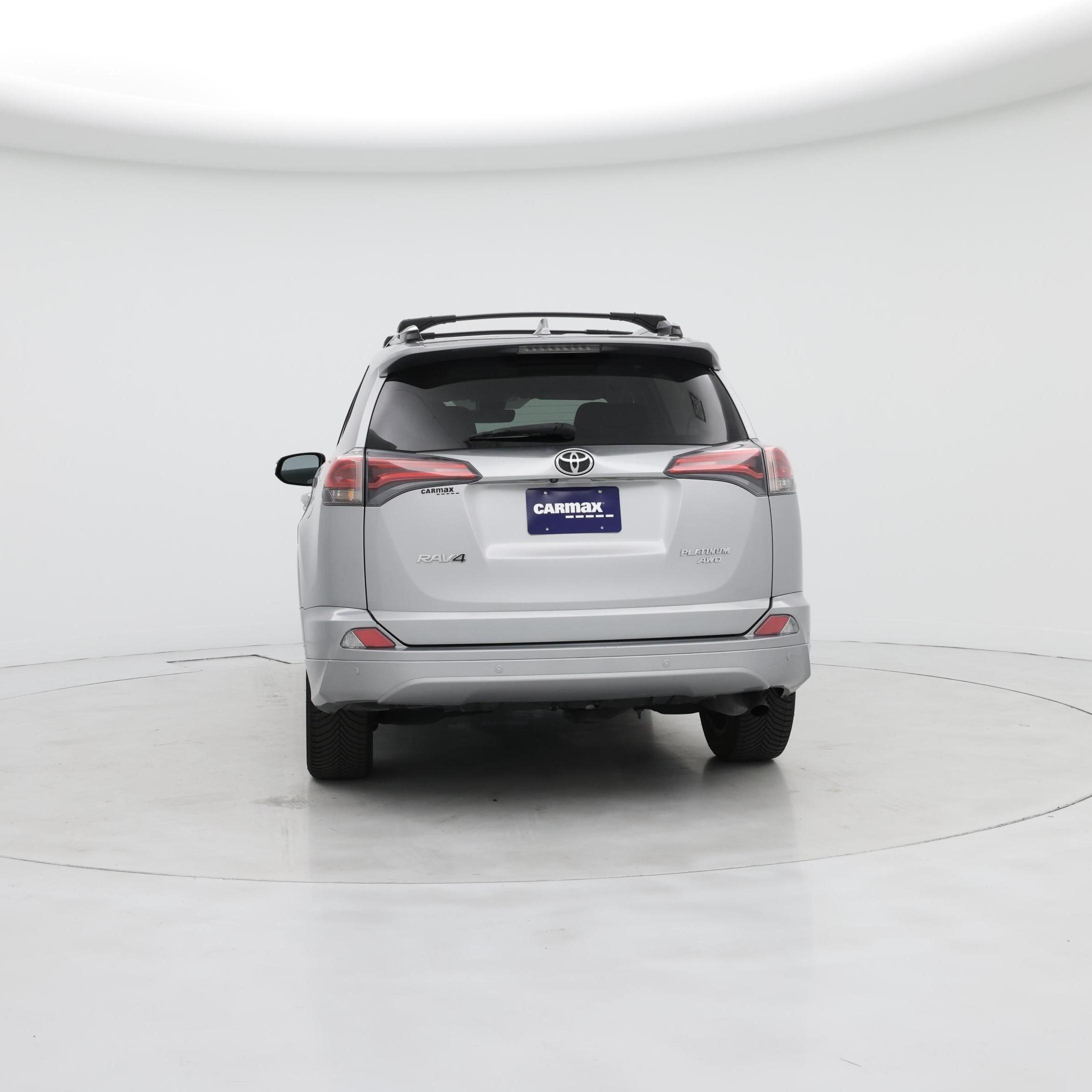 Thumbnail: 2017 Toyota RAV4 - 6