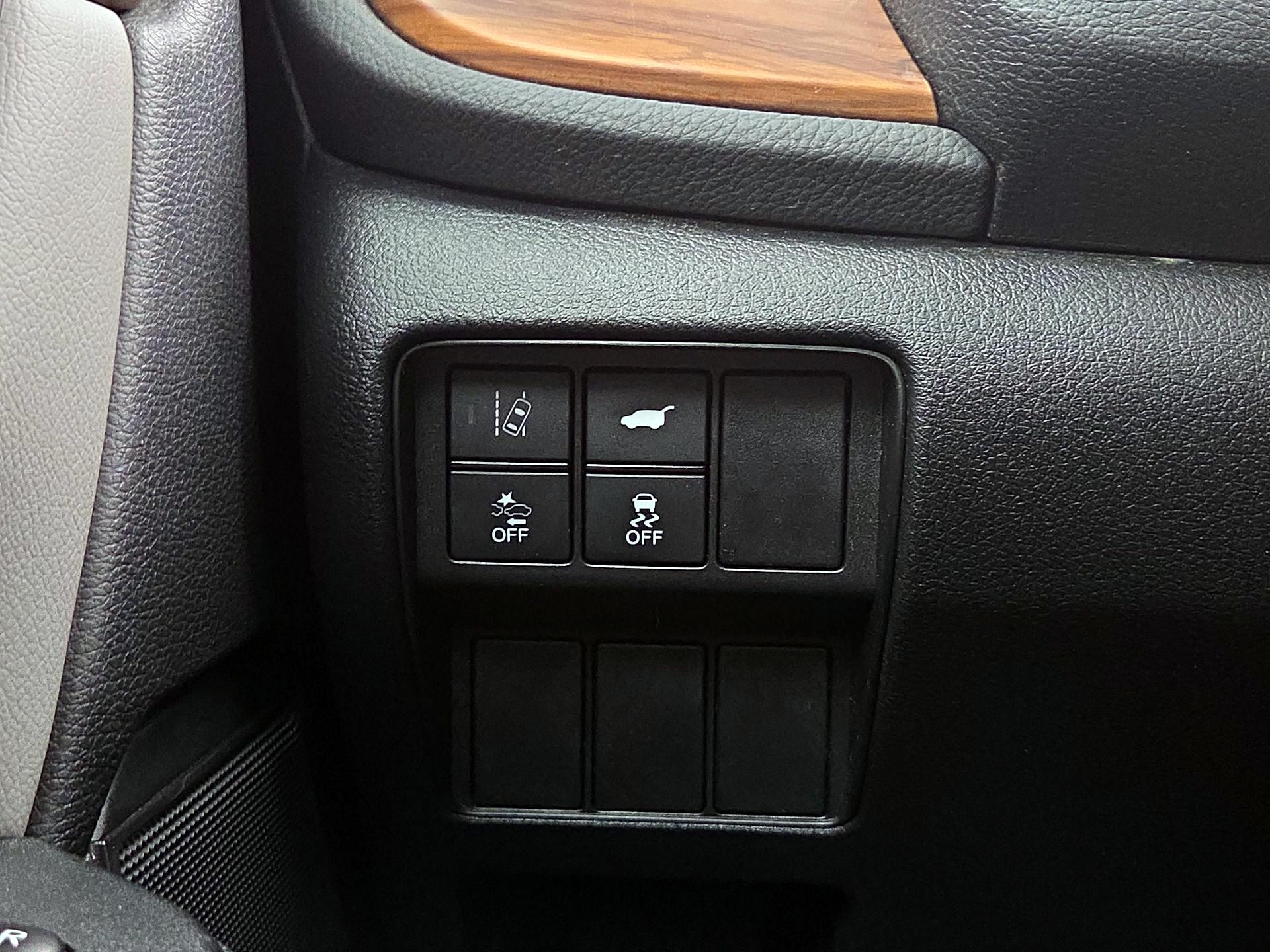 Thumbnail: 2018 Honda CR-V - 13