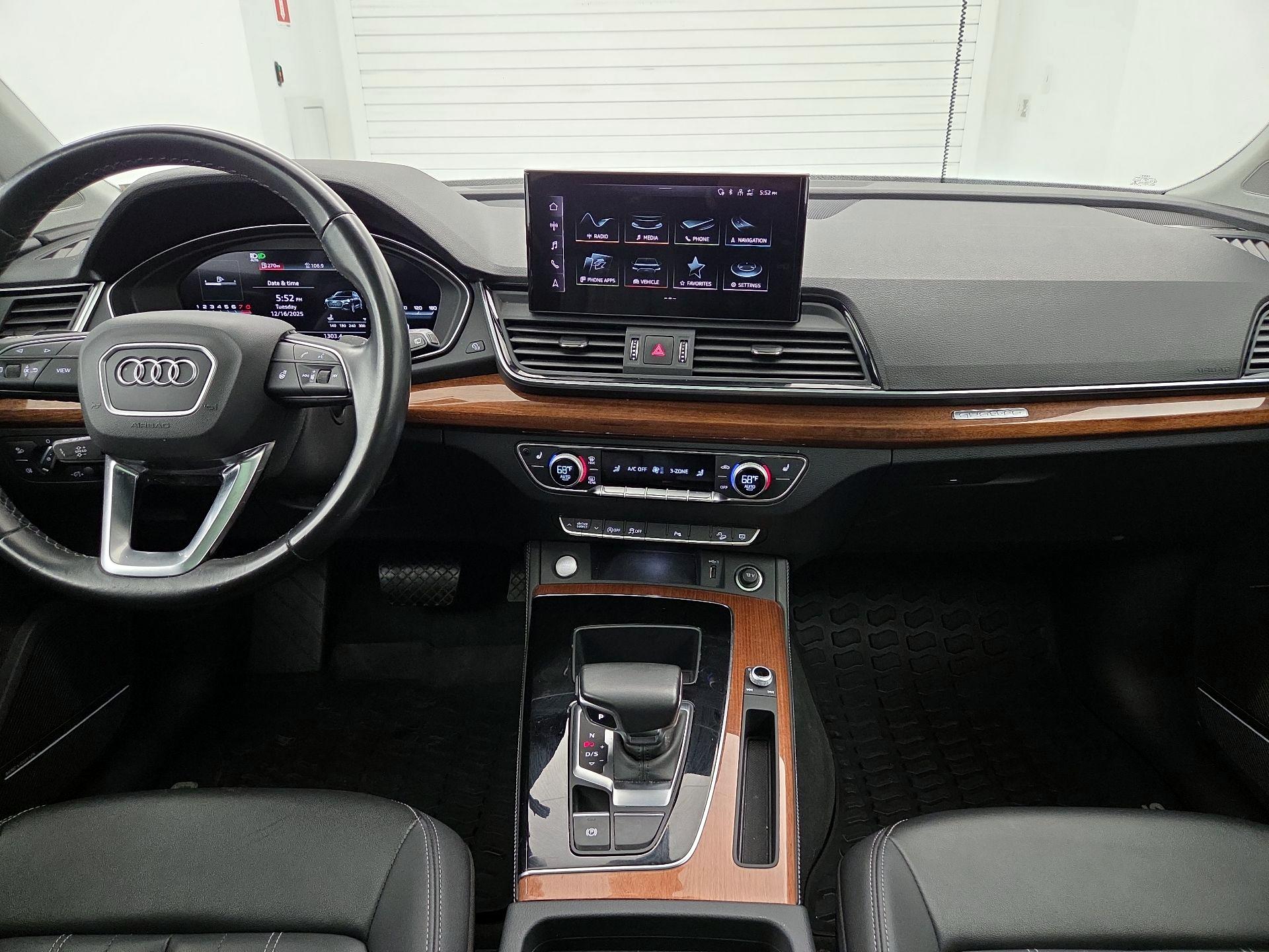 Thumbnail: 2023 Audi Q5 - 9