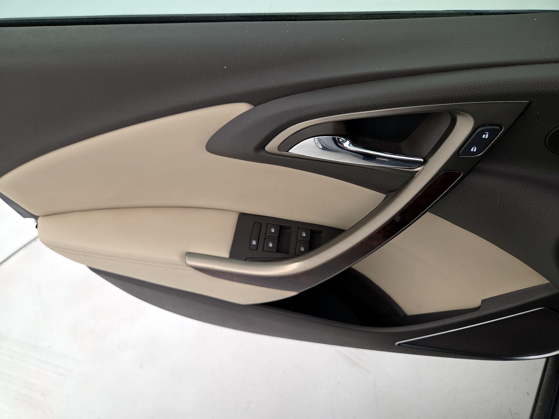 Thumbnail: 2015 Buick Verano - 12