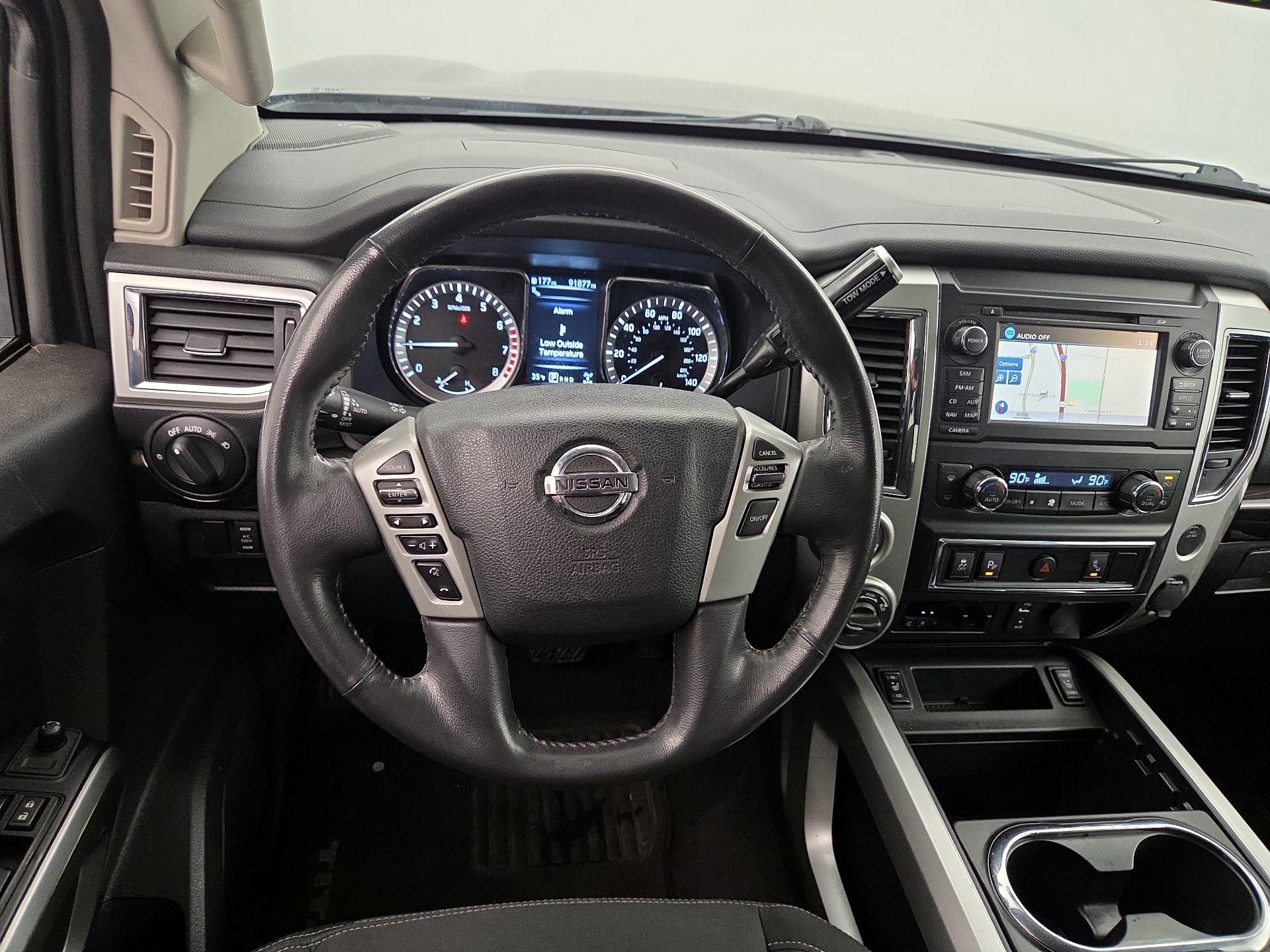 Thumbnail: 2018 Nissan Titan - 10