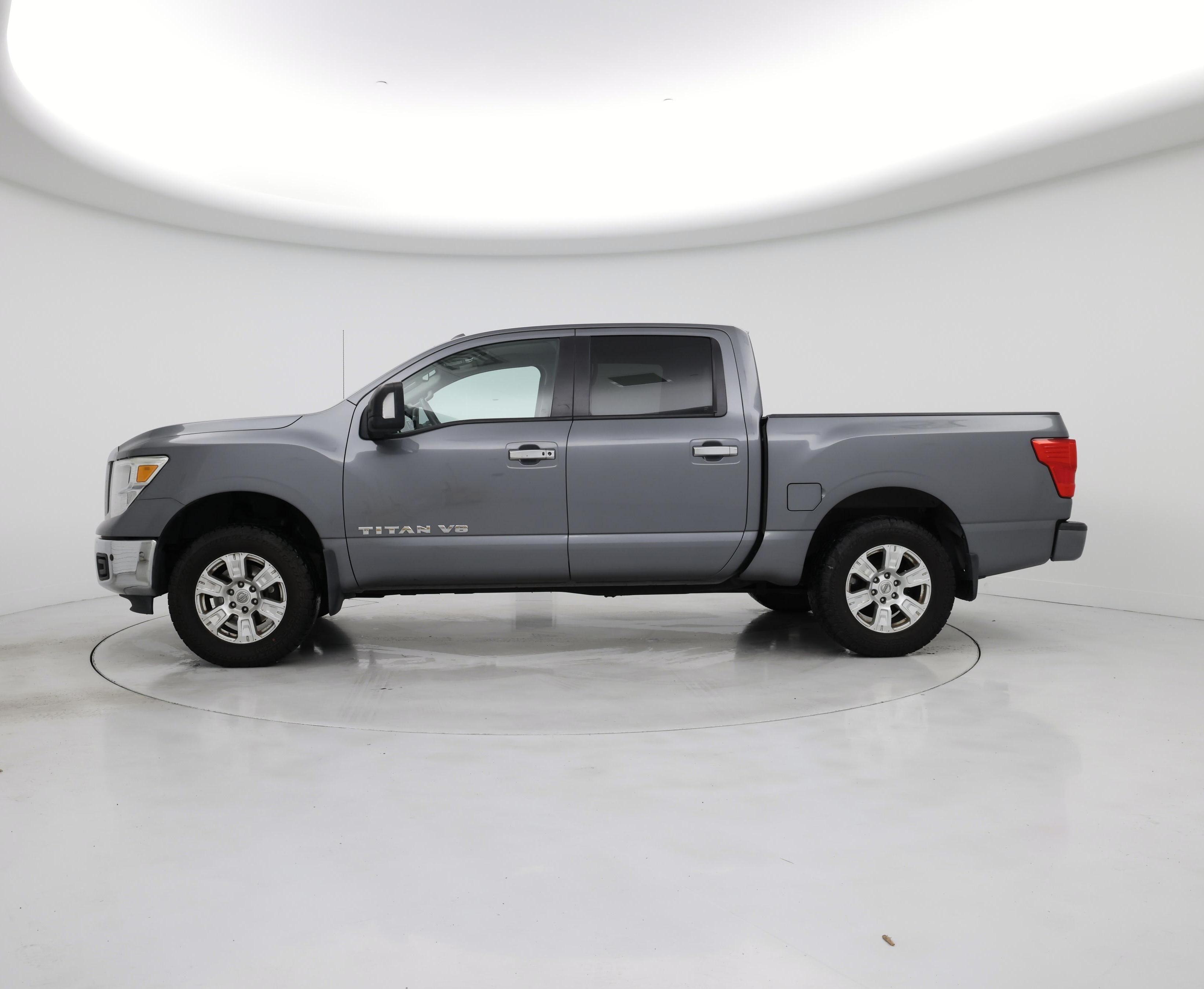 Thumbnail: 2018 Nissan Titan - 3