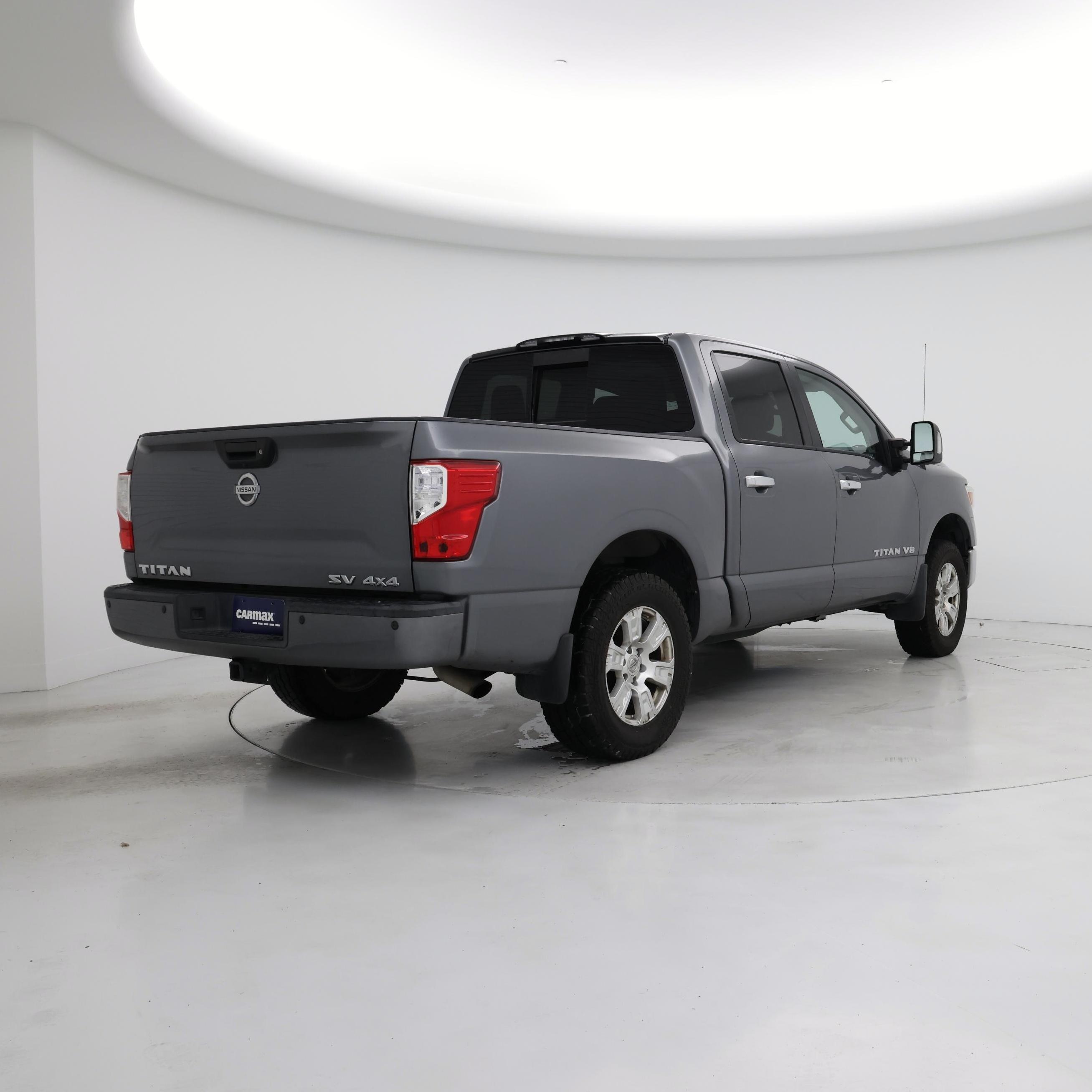 Thumbnail: 2018 Nissan Titan - 8