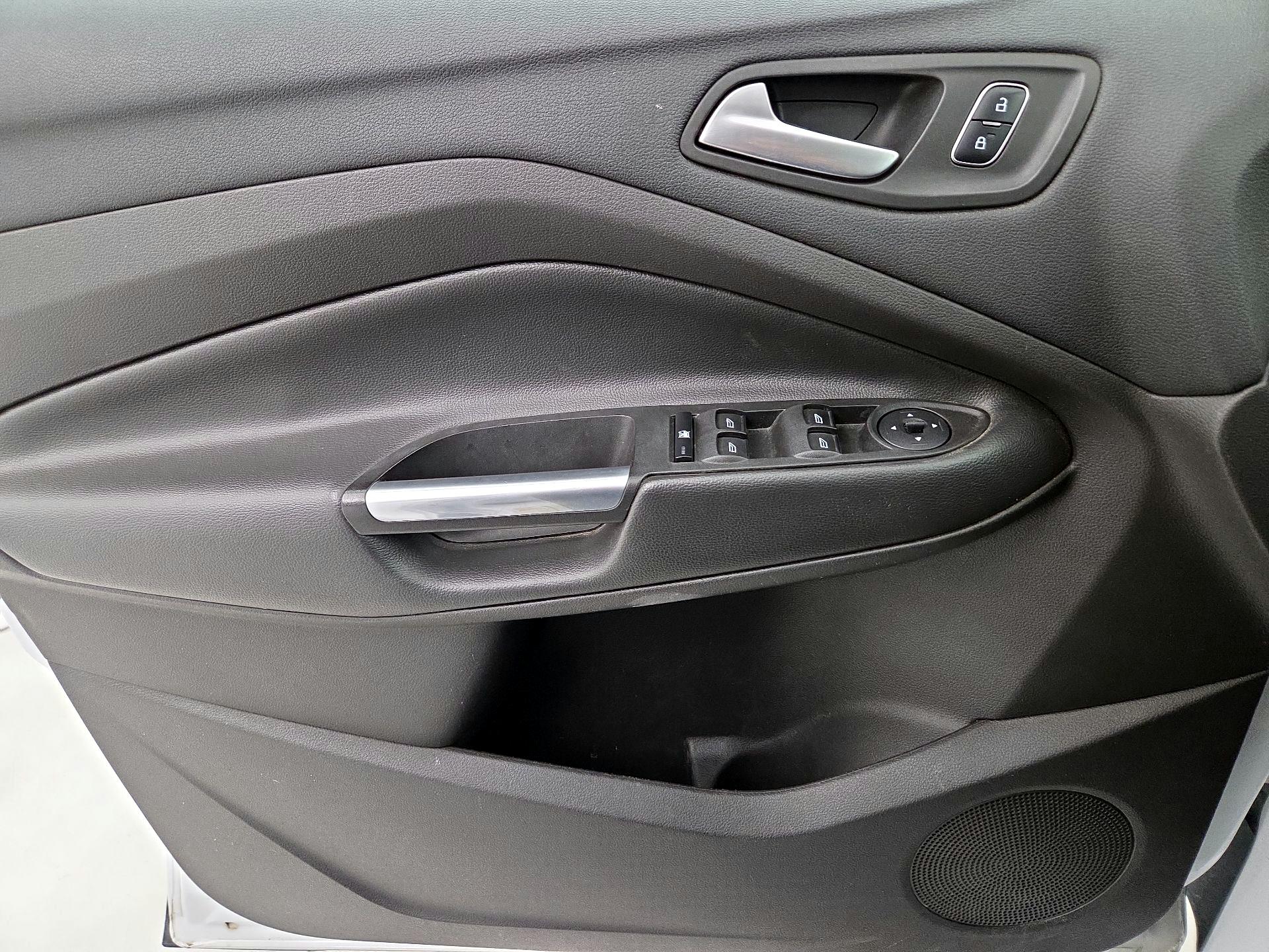 Thumbnail: 2017 Ford Escape - 12