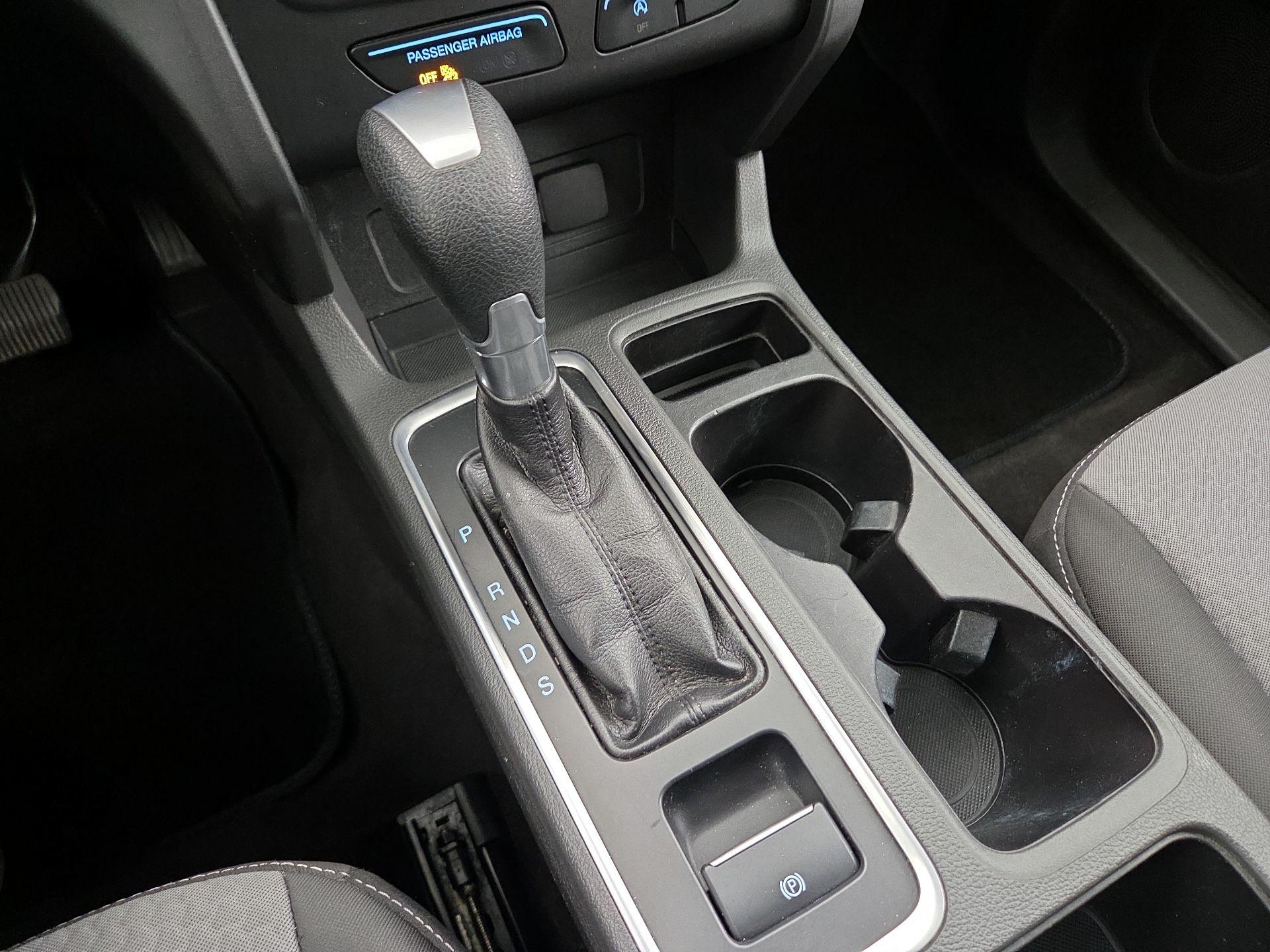 Thumbnail: 2017 Ford Escape - 17