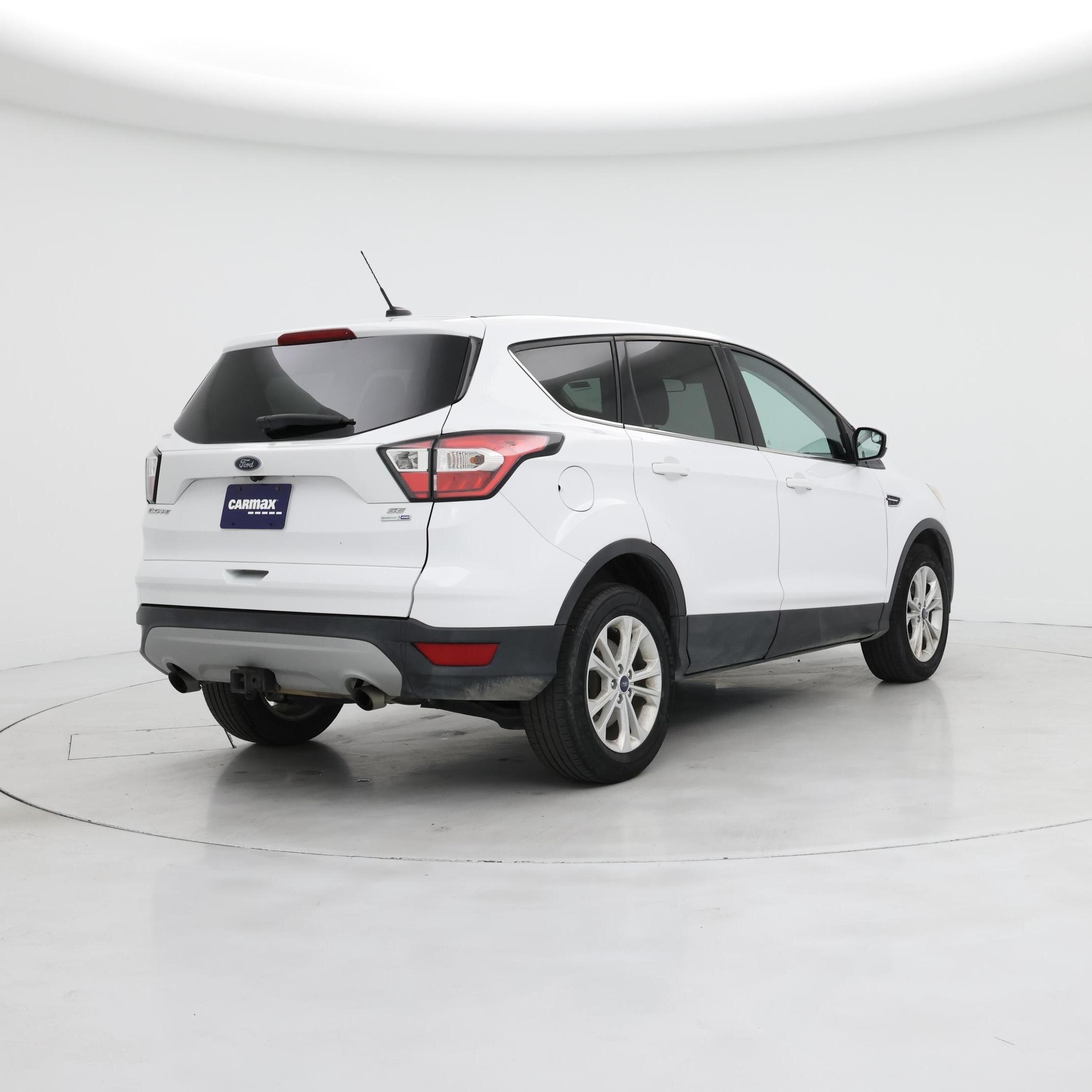 Thumbnail: 2017 Ford Escape - 8