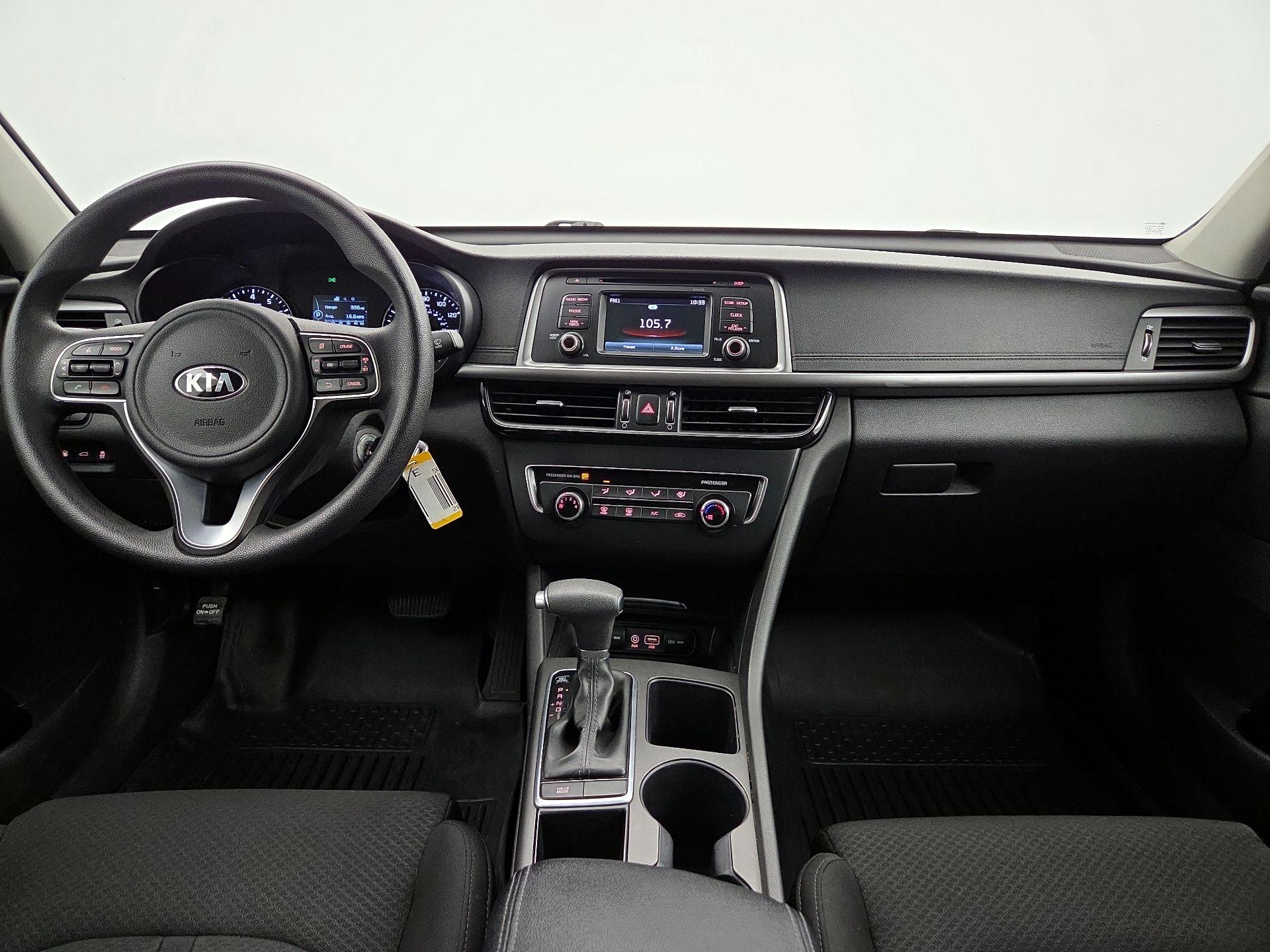 Thumbnail: 2017 Kia Optima - 9