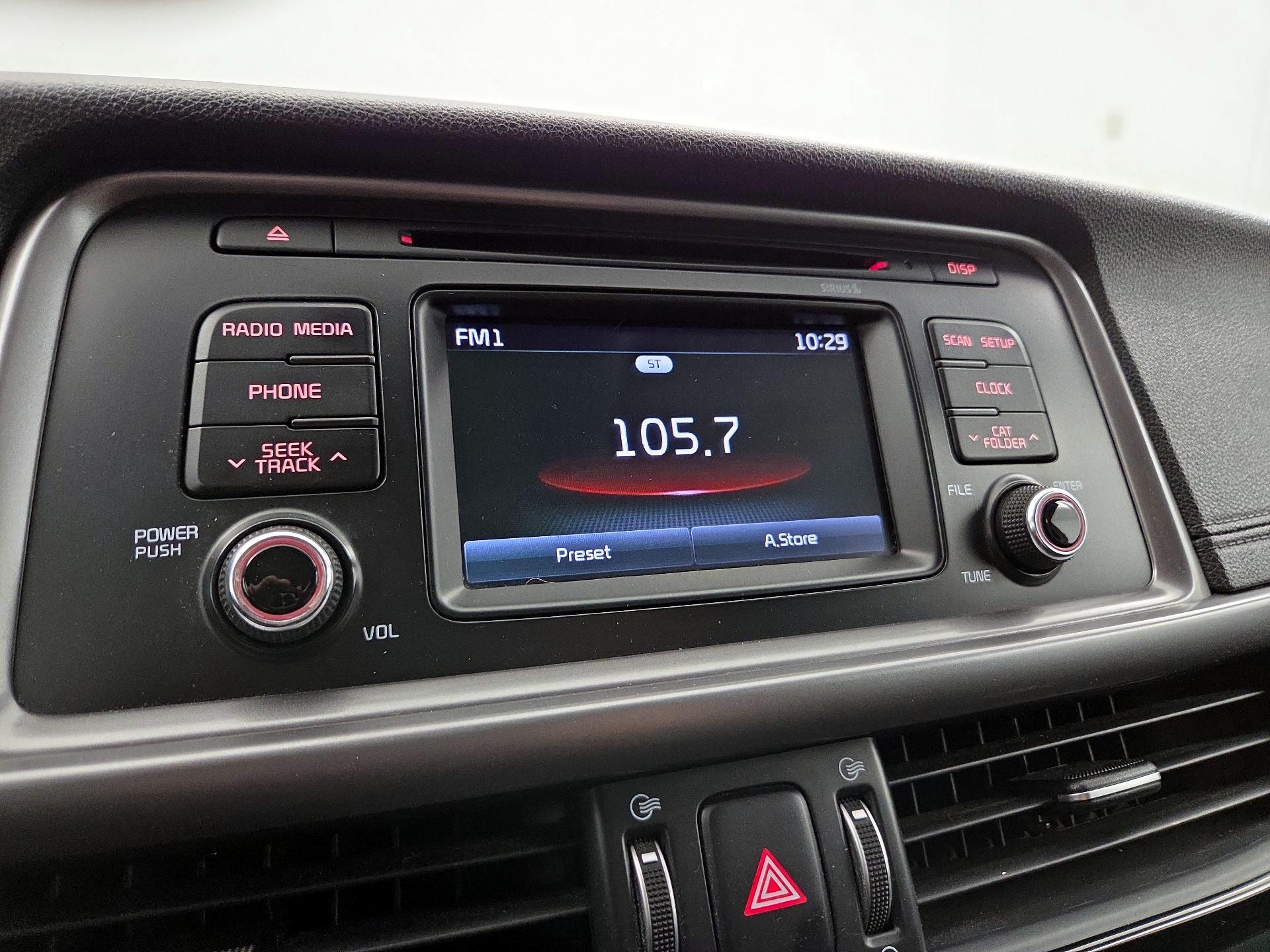 Thumbnail: 2017 Kia Optima - 15