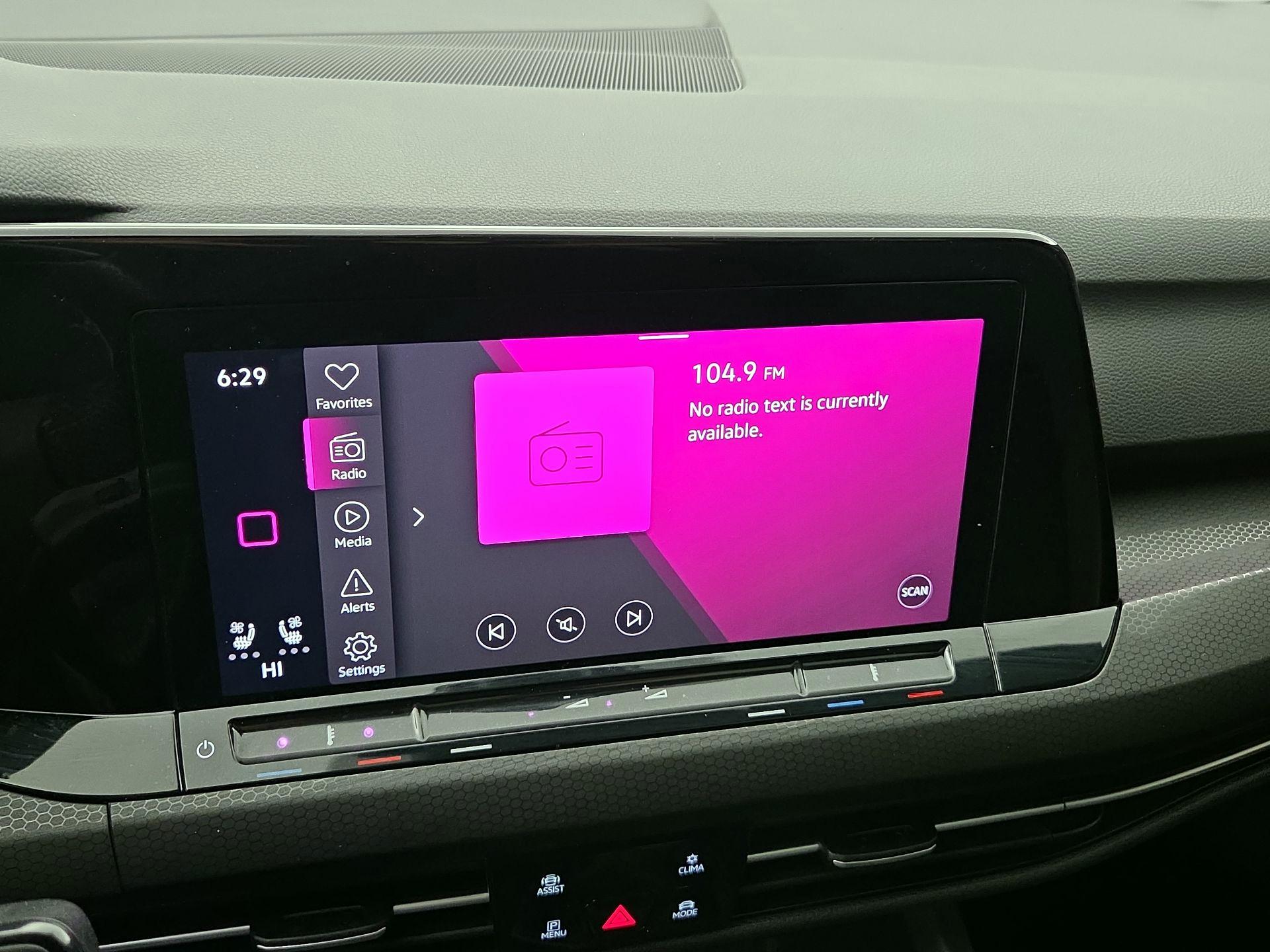 Thumbnail: 2022 Volkswagen Golf - 15