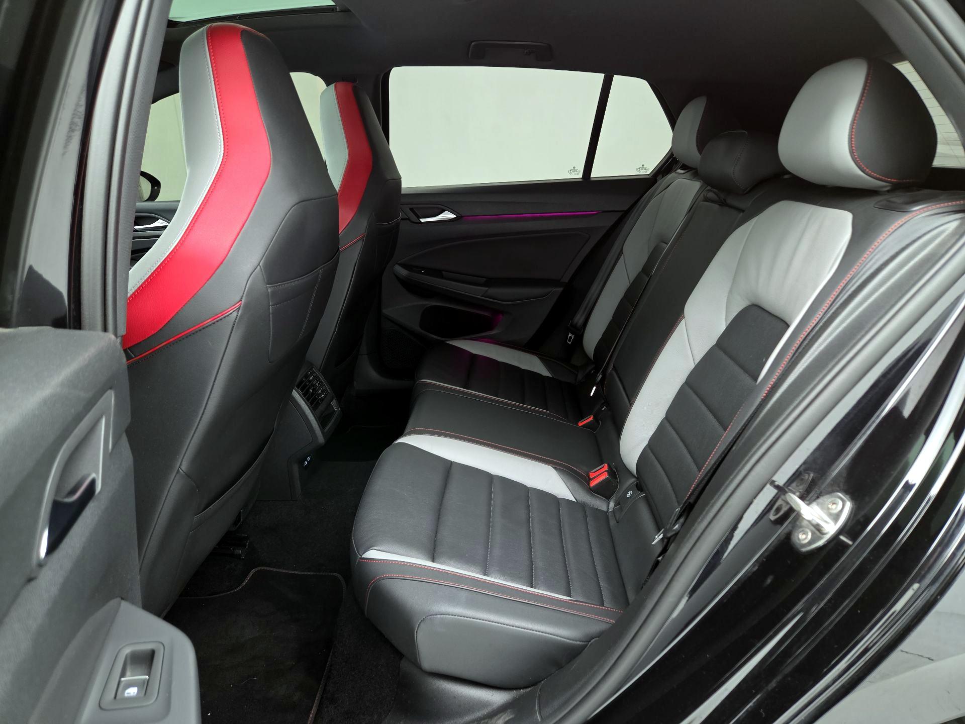 Thumbnail: 2022 Volkswagen Golf - 20