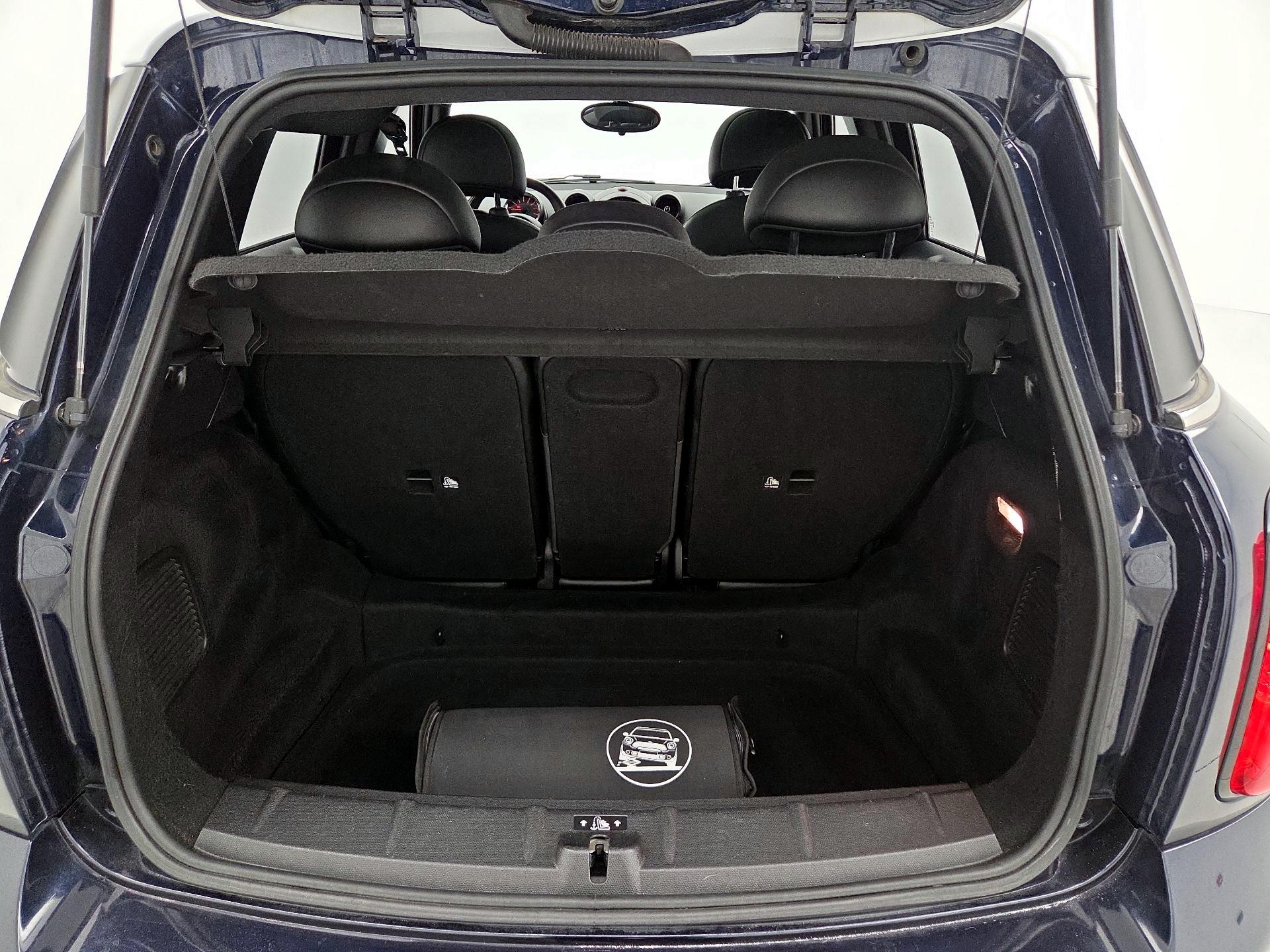 Thumbnail: 2016 MINI Cooper Countryman - 19