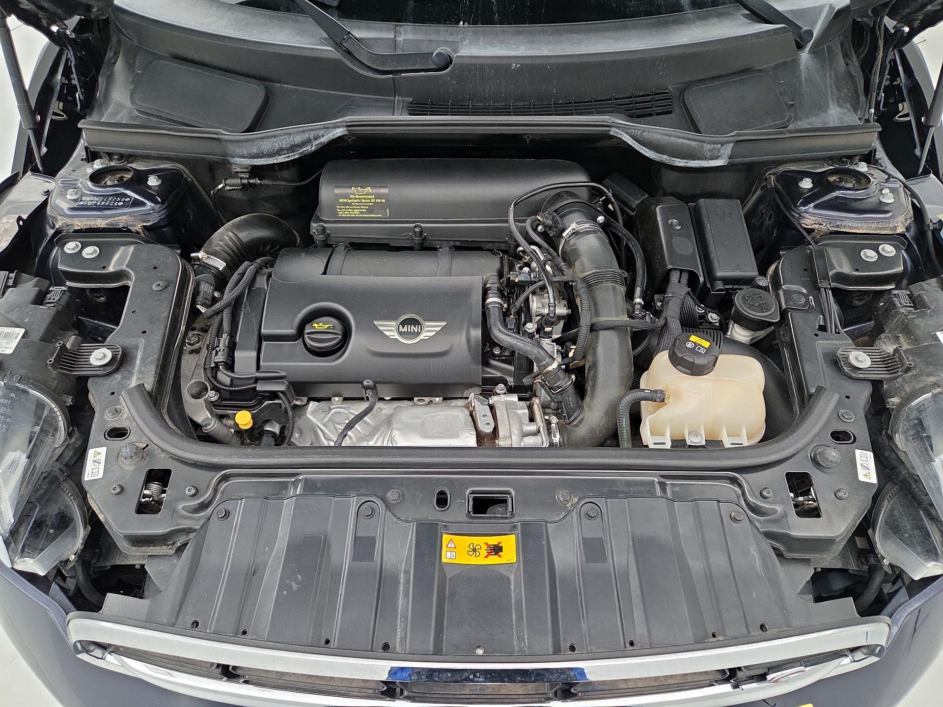 Thumbnail: 2016 MINI Cooper Countryman - 20