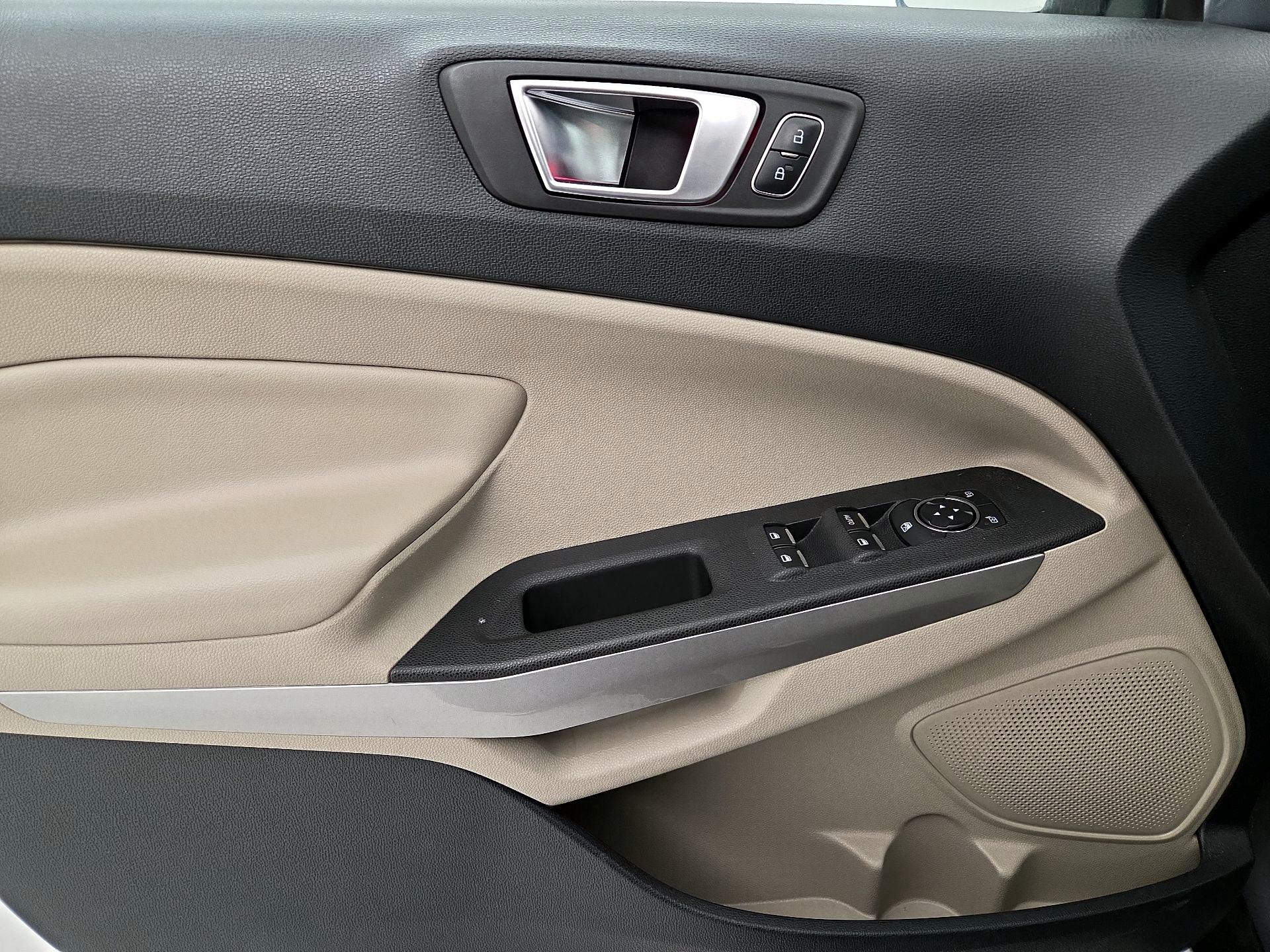 Thumbnail: 2018 Ford EcoSport - 12