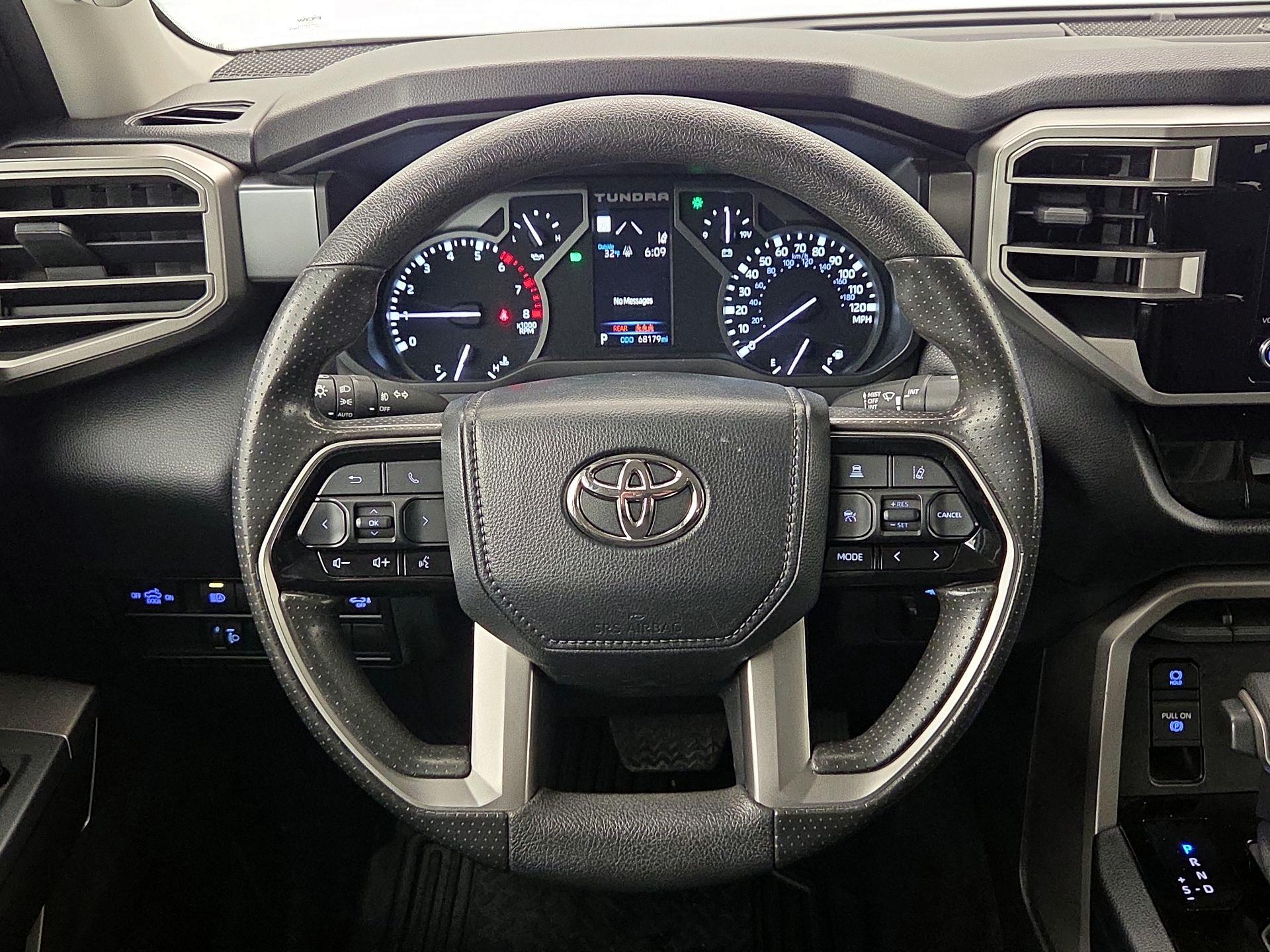 Thumbnail: 2022 Toyota Tundra - 10