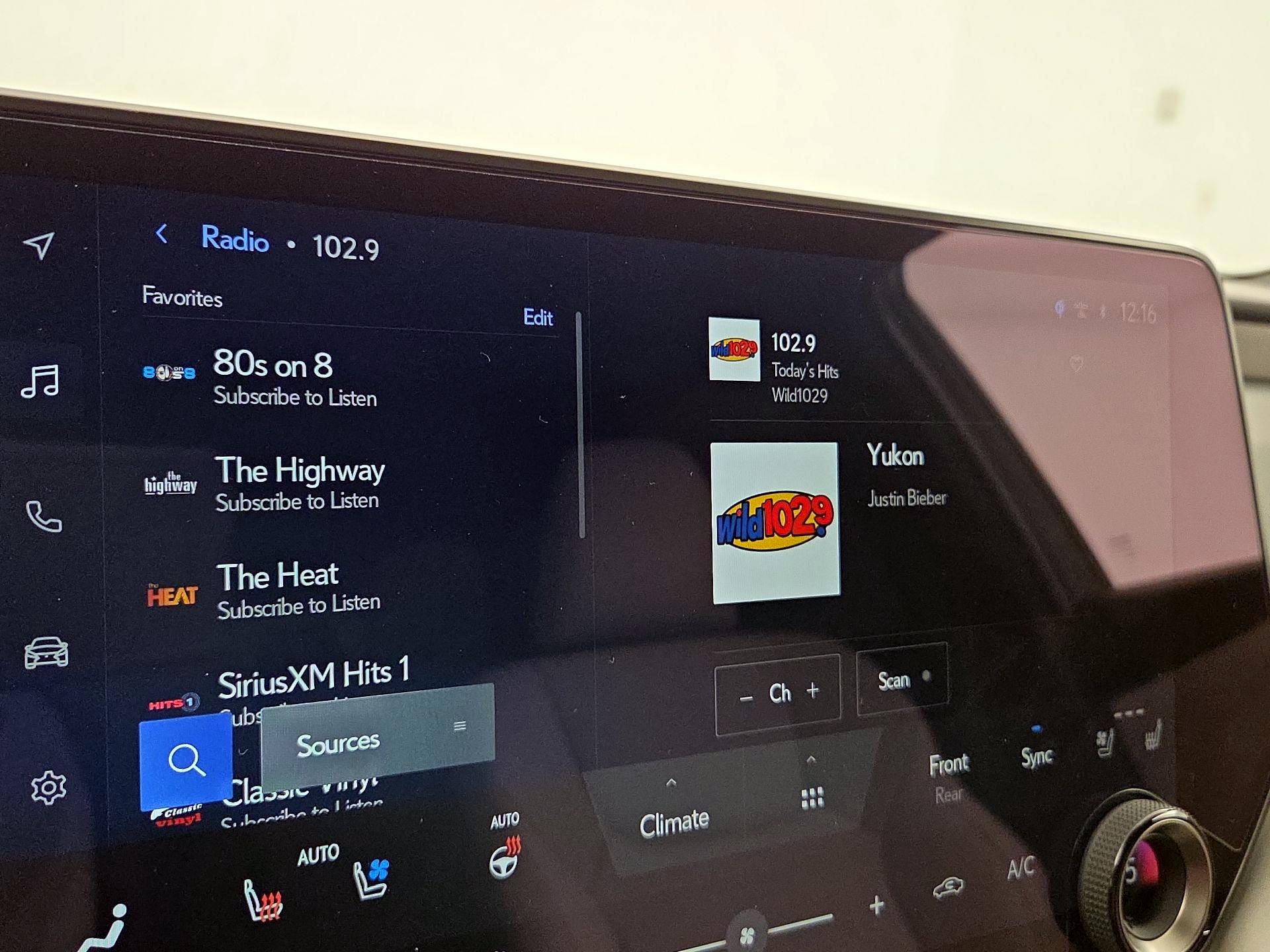 Thumbnail: 2025 Lexus TX - 15