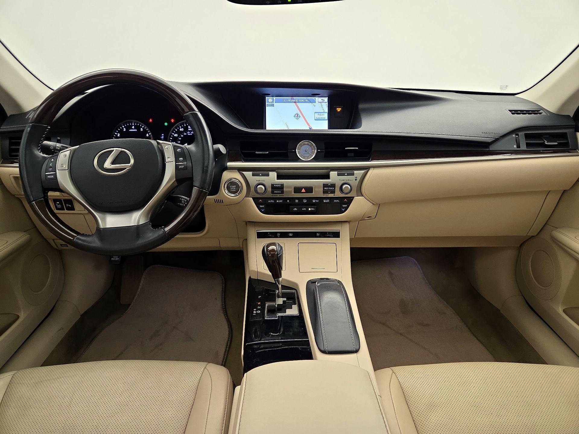 Thumbnail: 2014 Lexus ES - 9