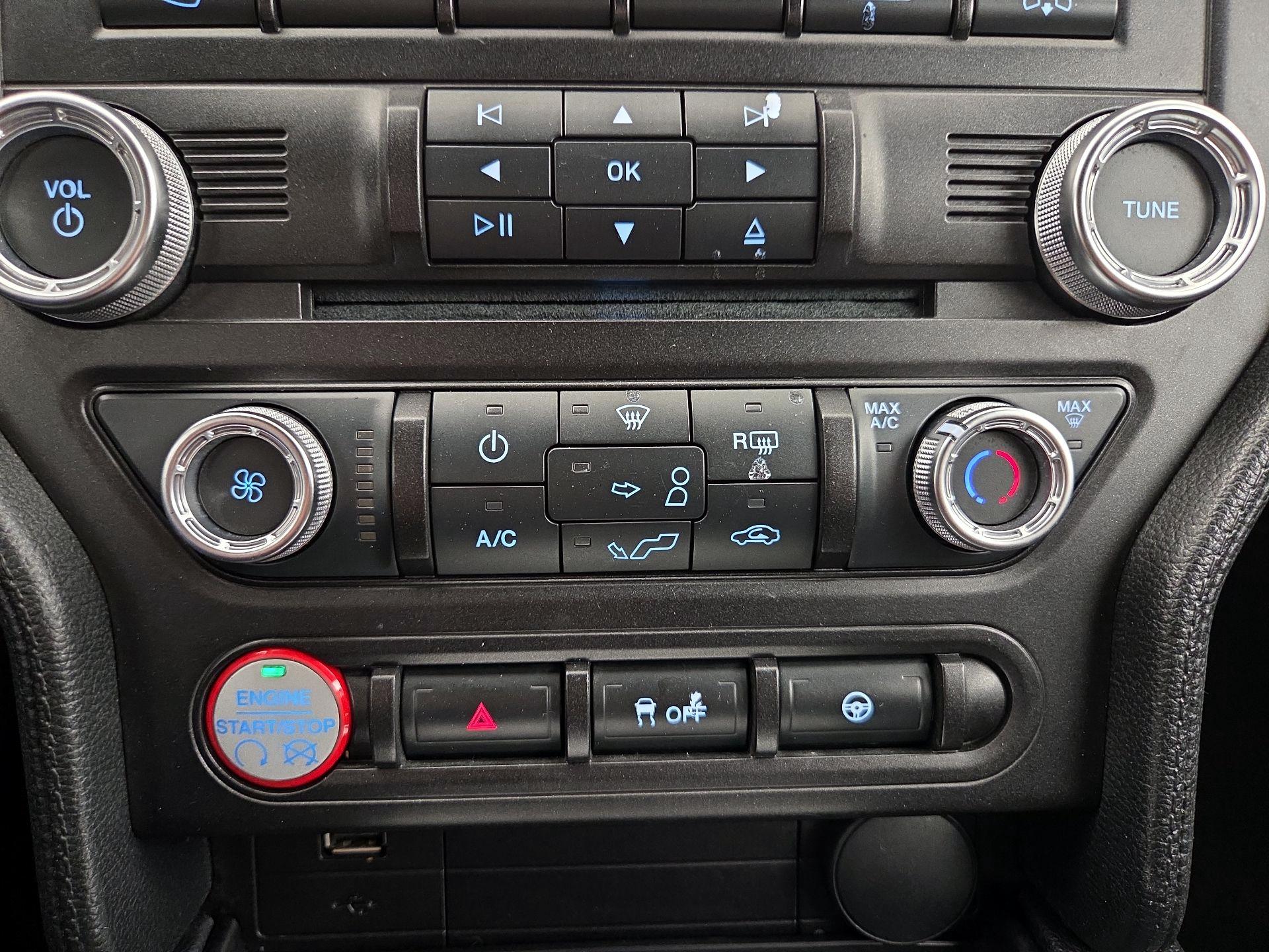 Thumbnail: 2016 Ford Mustang - 16