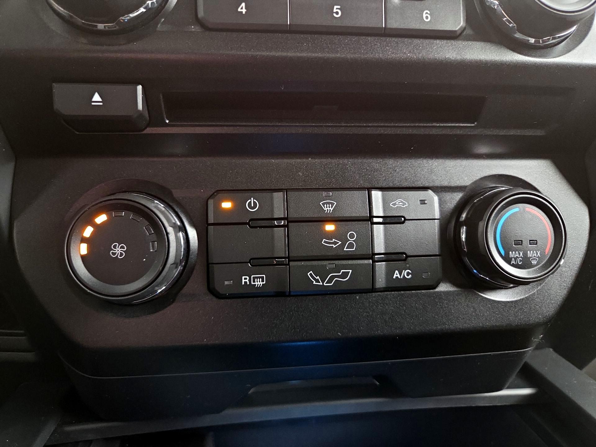 Thumbnail: 2018 Ford F-150 - 16