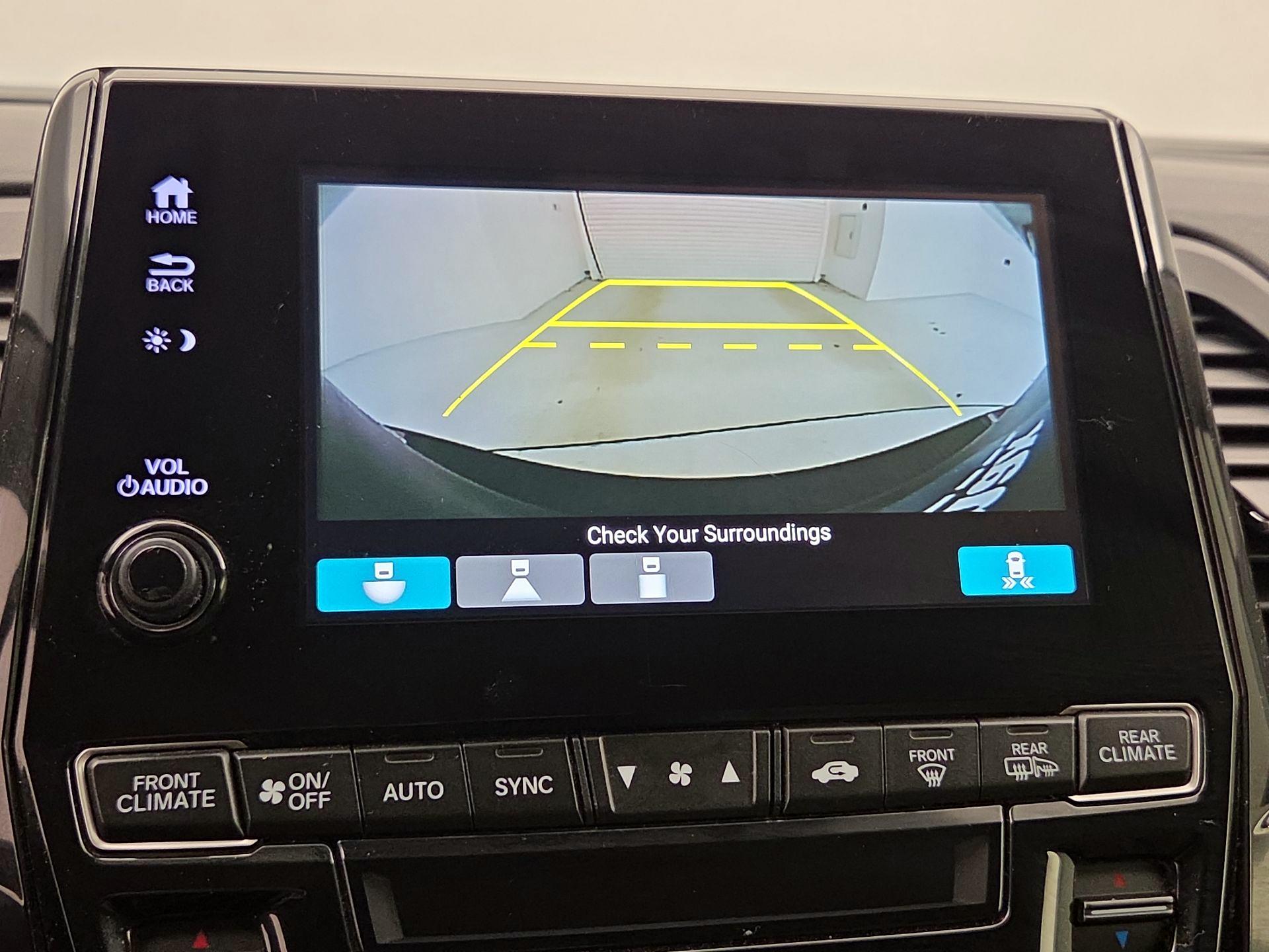 Thumbnail: 2020 Honda Odyssey - 14