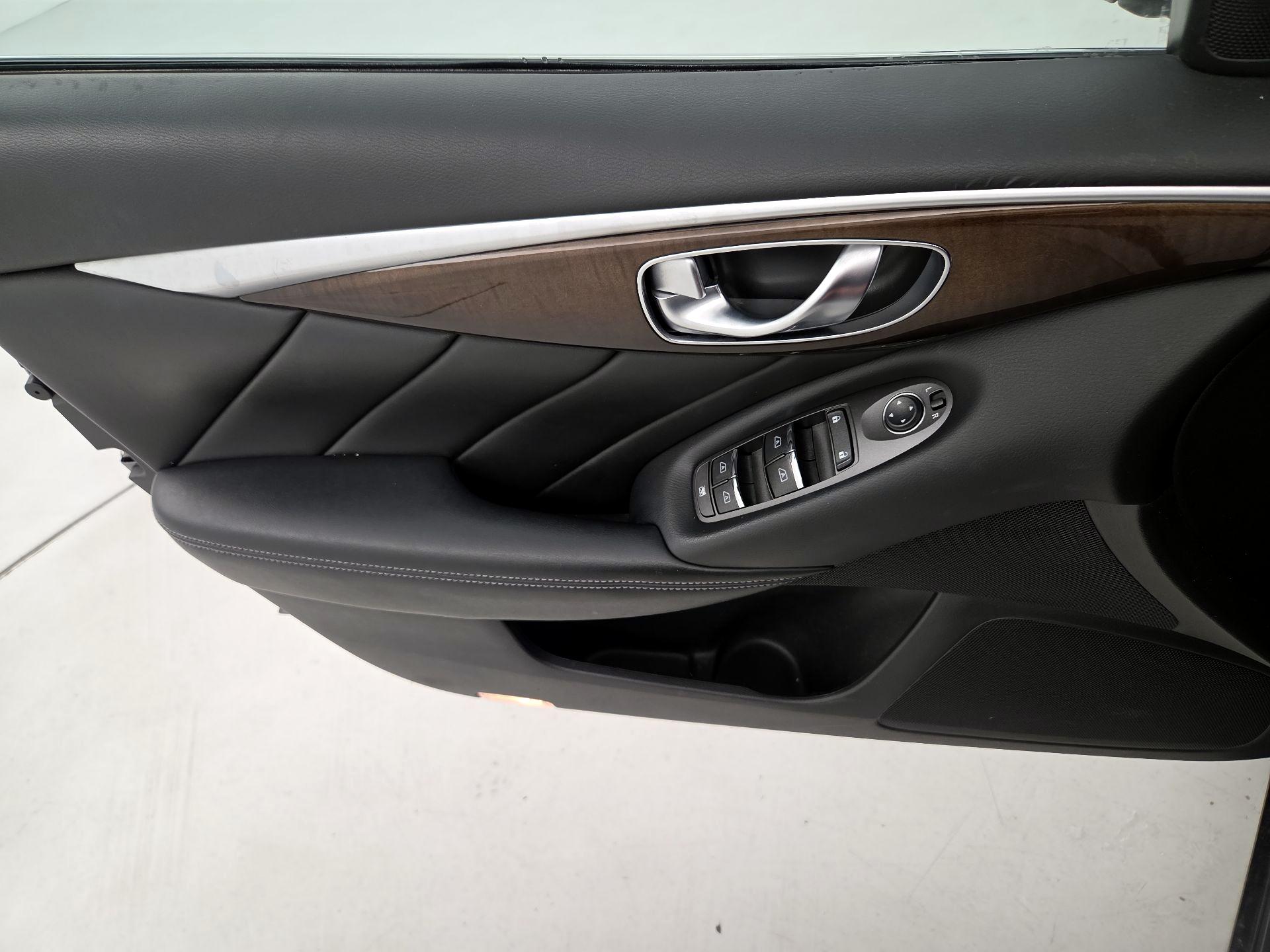 Thumbnail: 2019 INFINITI Q50 - 12