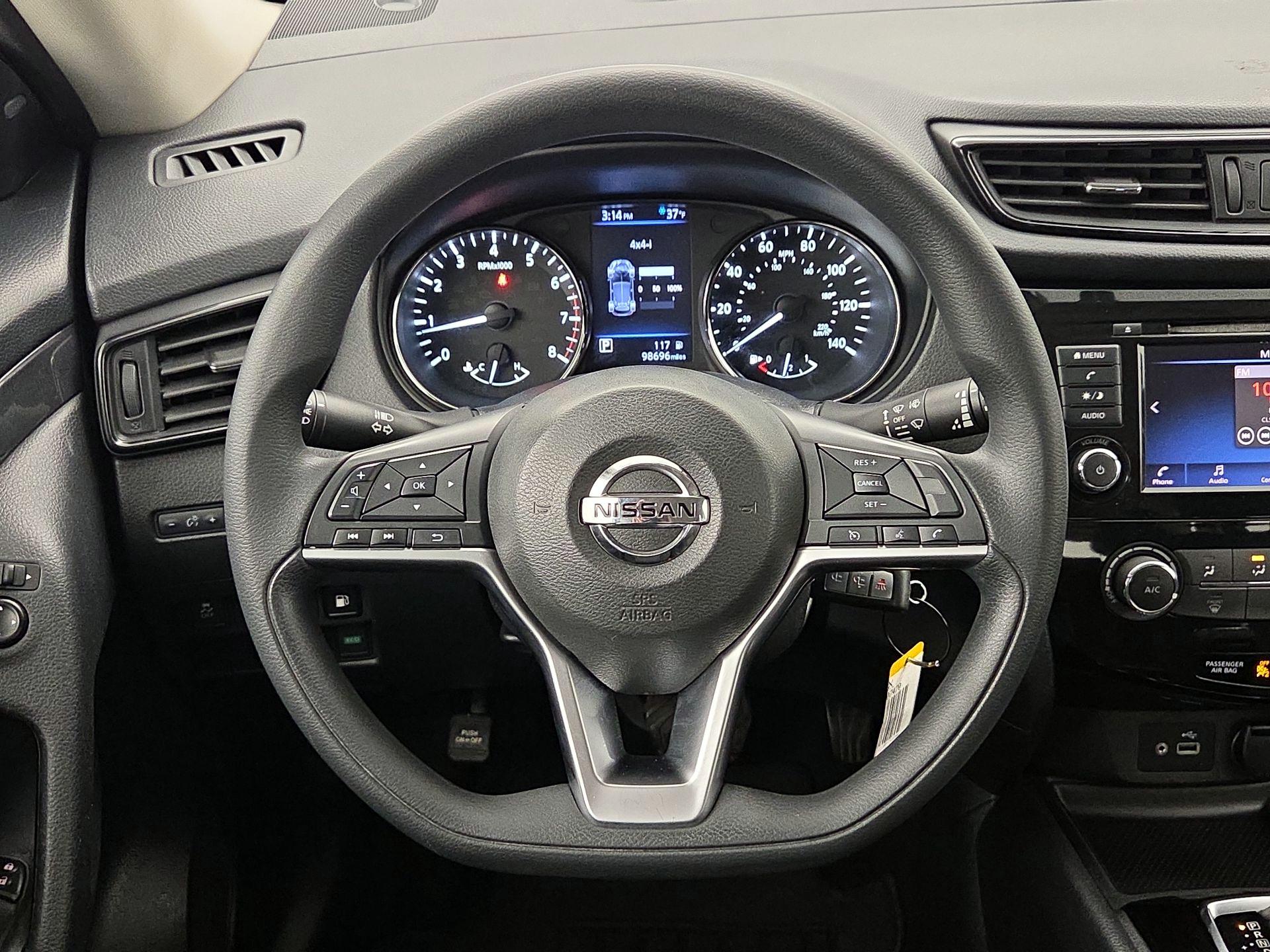 Thumbnail: 2018 Nissan Rogue - 10