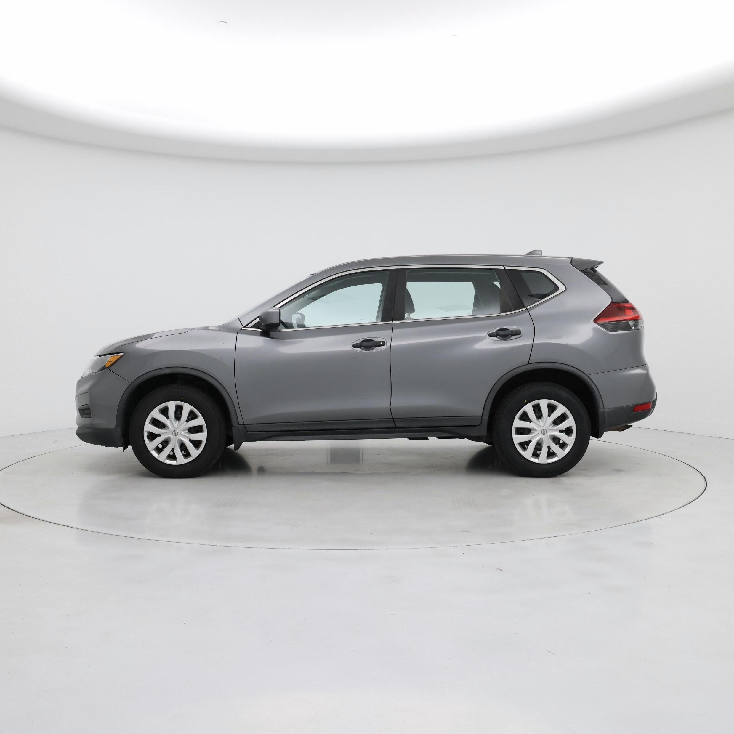 Thumbnail: 2018 Nissan Rogue - 3