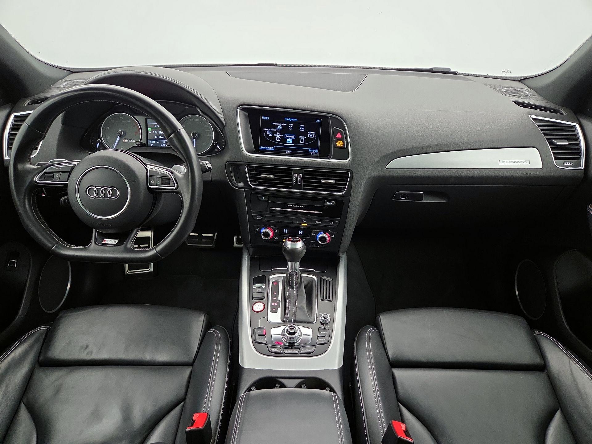 Thumbnail: 2016 Audi SQ5 - 9