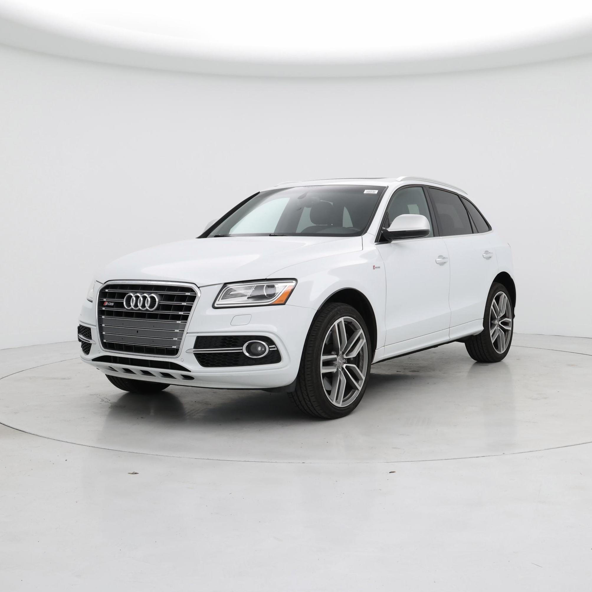 Thumbnail: 2016 Audi SQ5 - 4