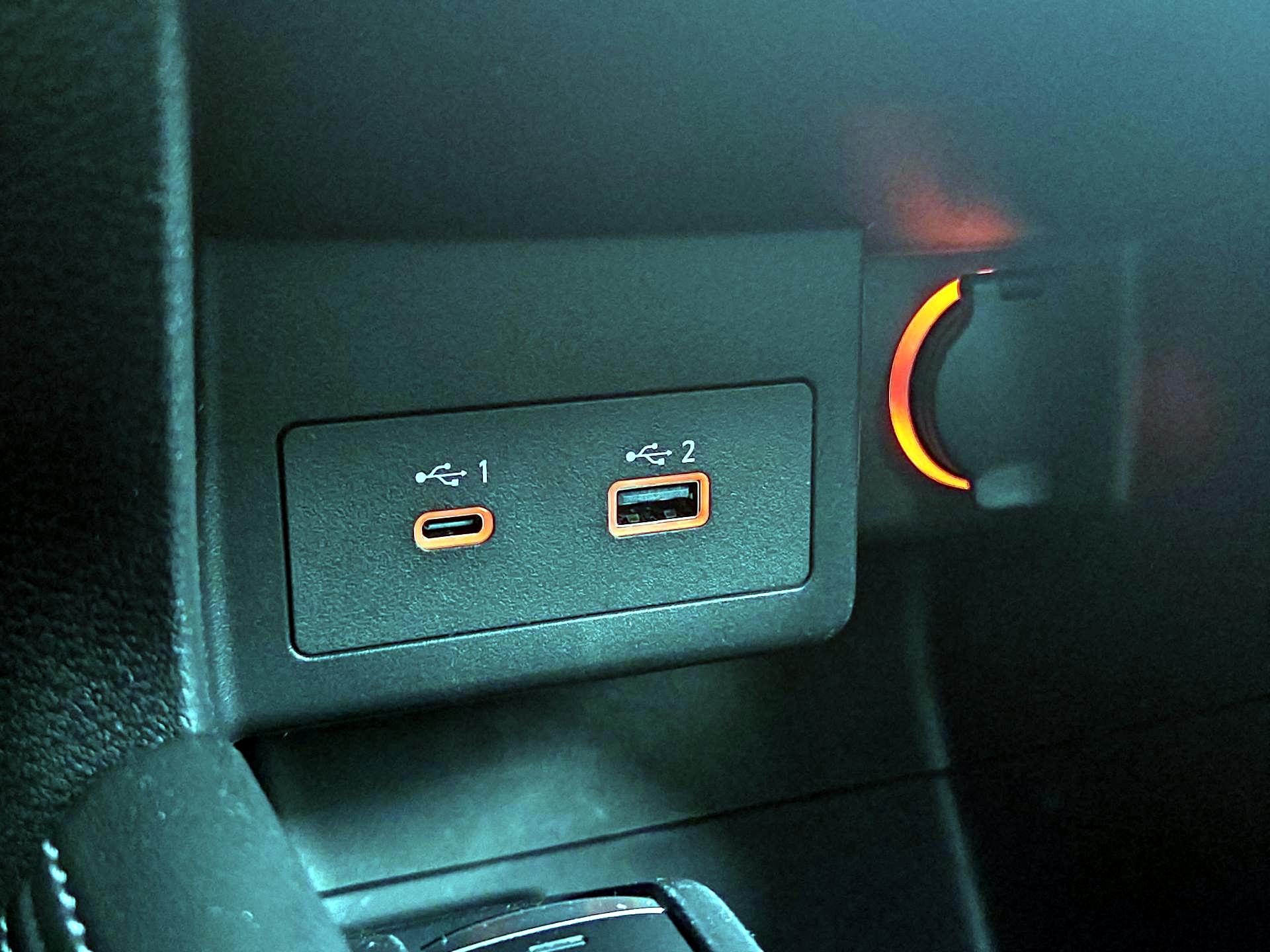 Thumbnail: 2021 Nissan Kicks - 17