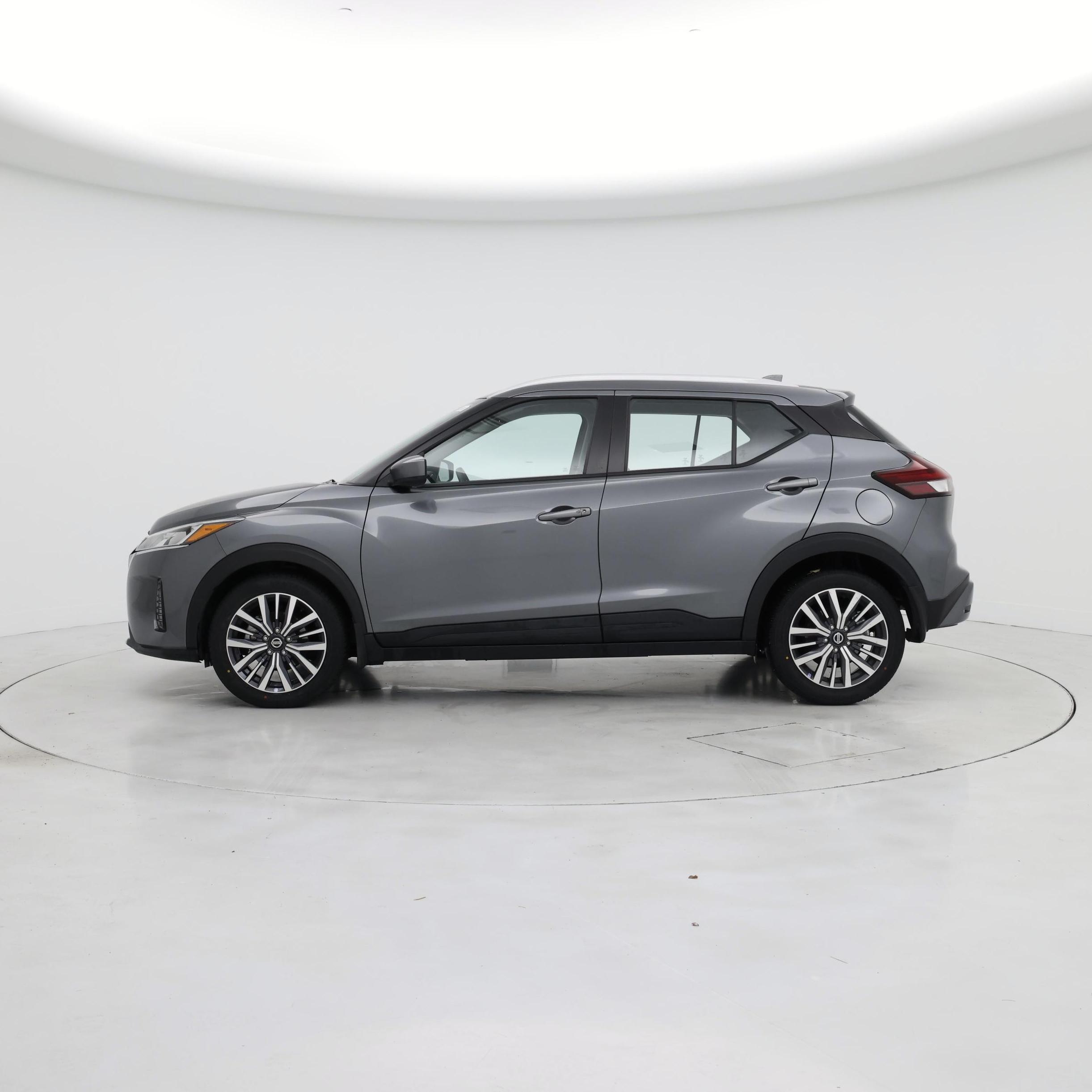 Thumbnail: 2021 Nissan Kicks - 3