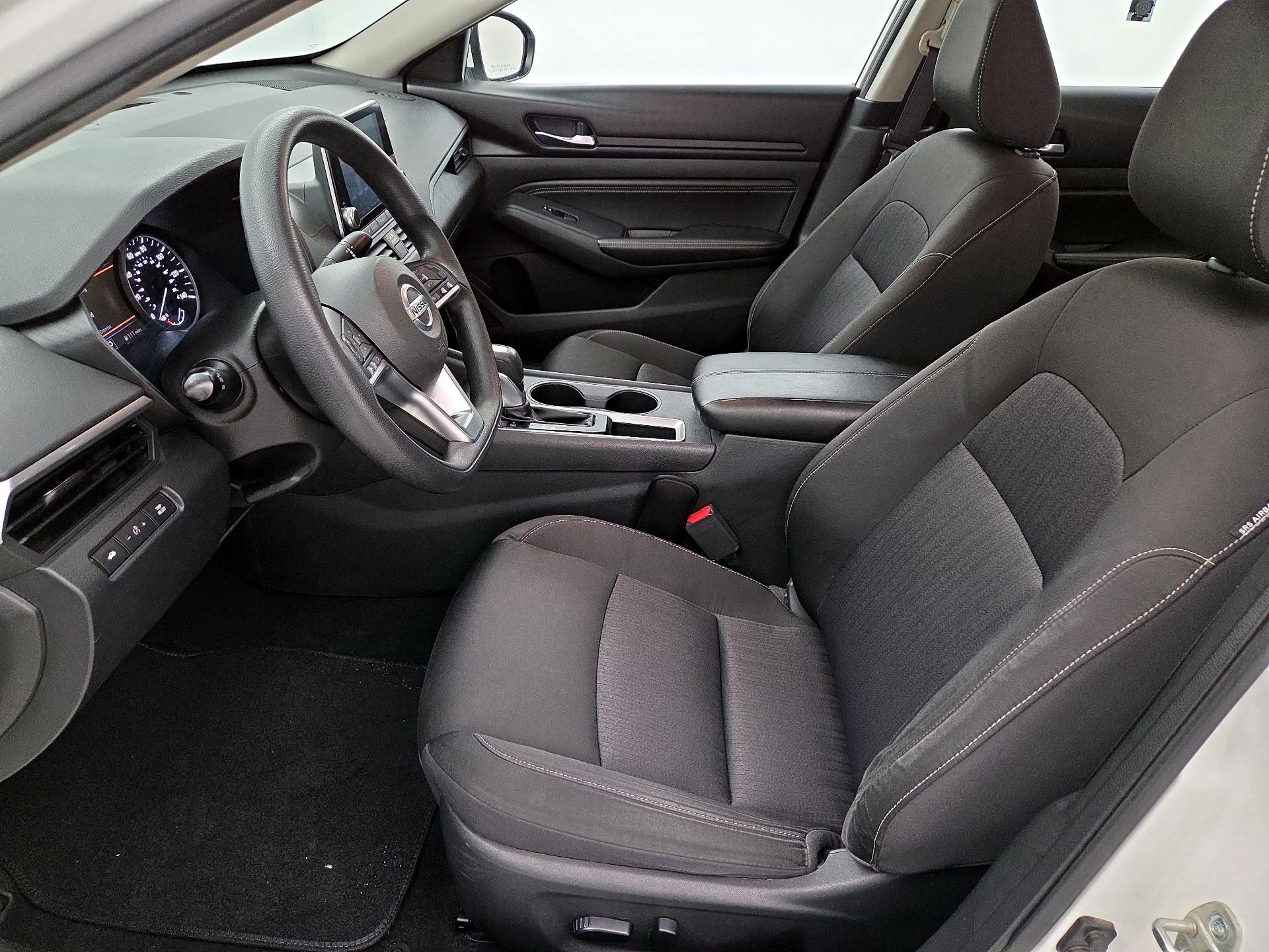 Thumbnail: 2020 Nissan Altima - 11