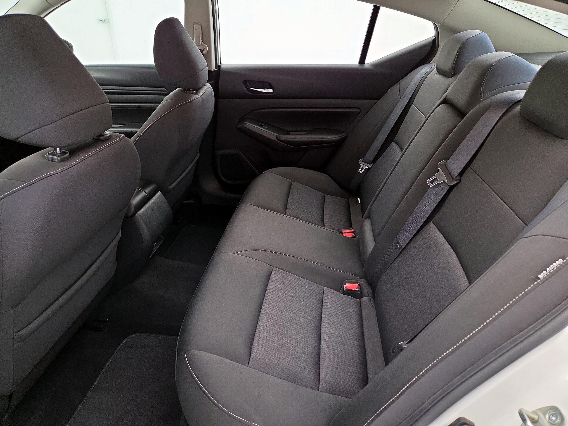 Thumbnail: 2020 Nissan Altima - 19