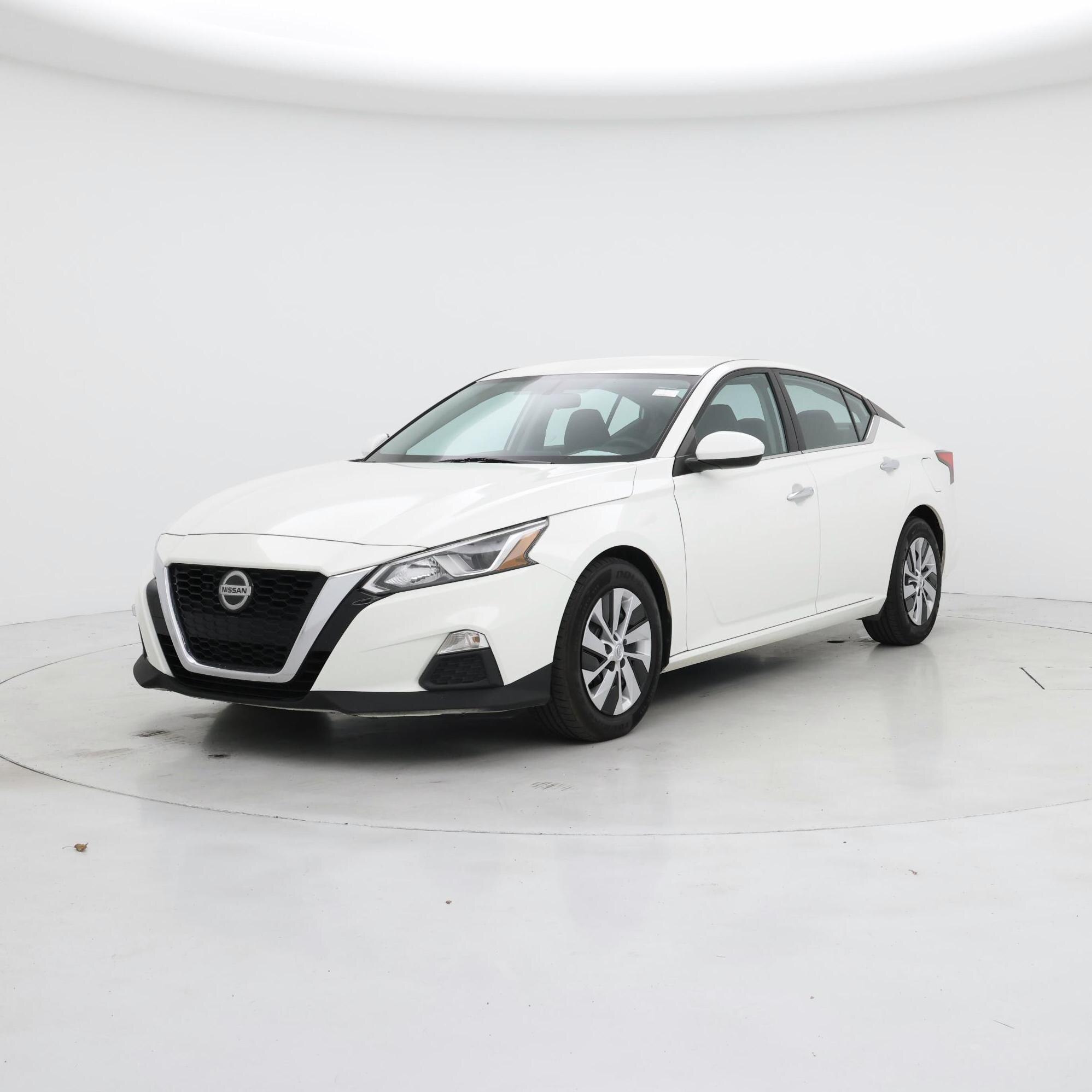 Thumbnail: 2020 Nissan Altima - 4