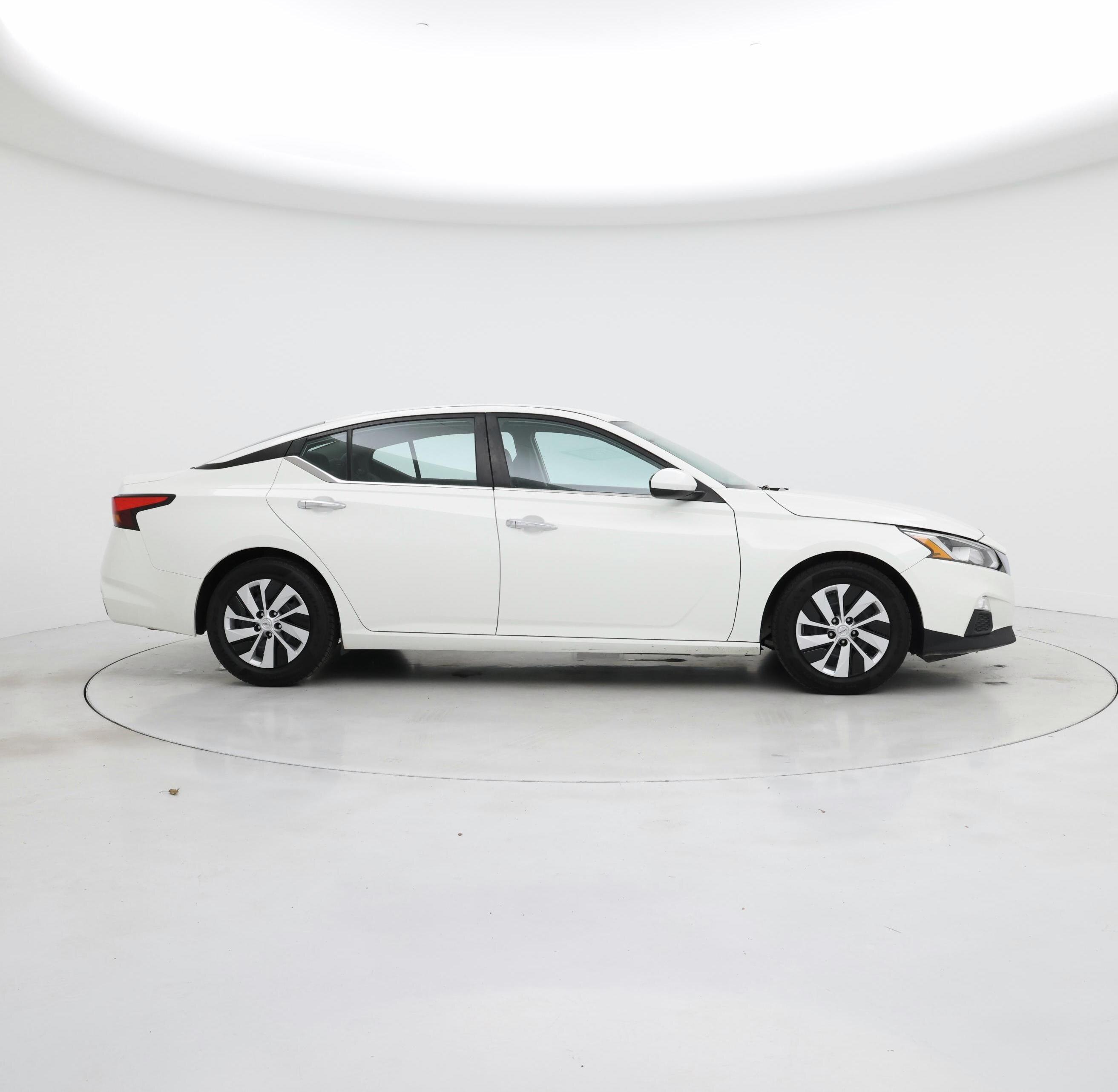 Thumbnail: 2020 Nissan Altima - 7