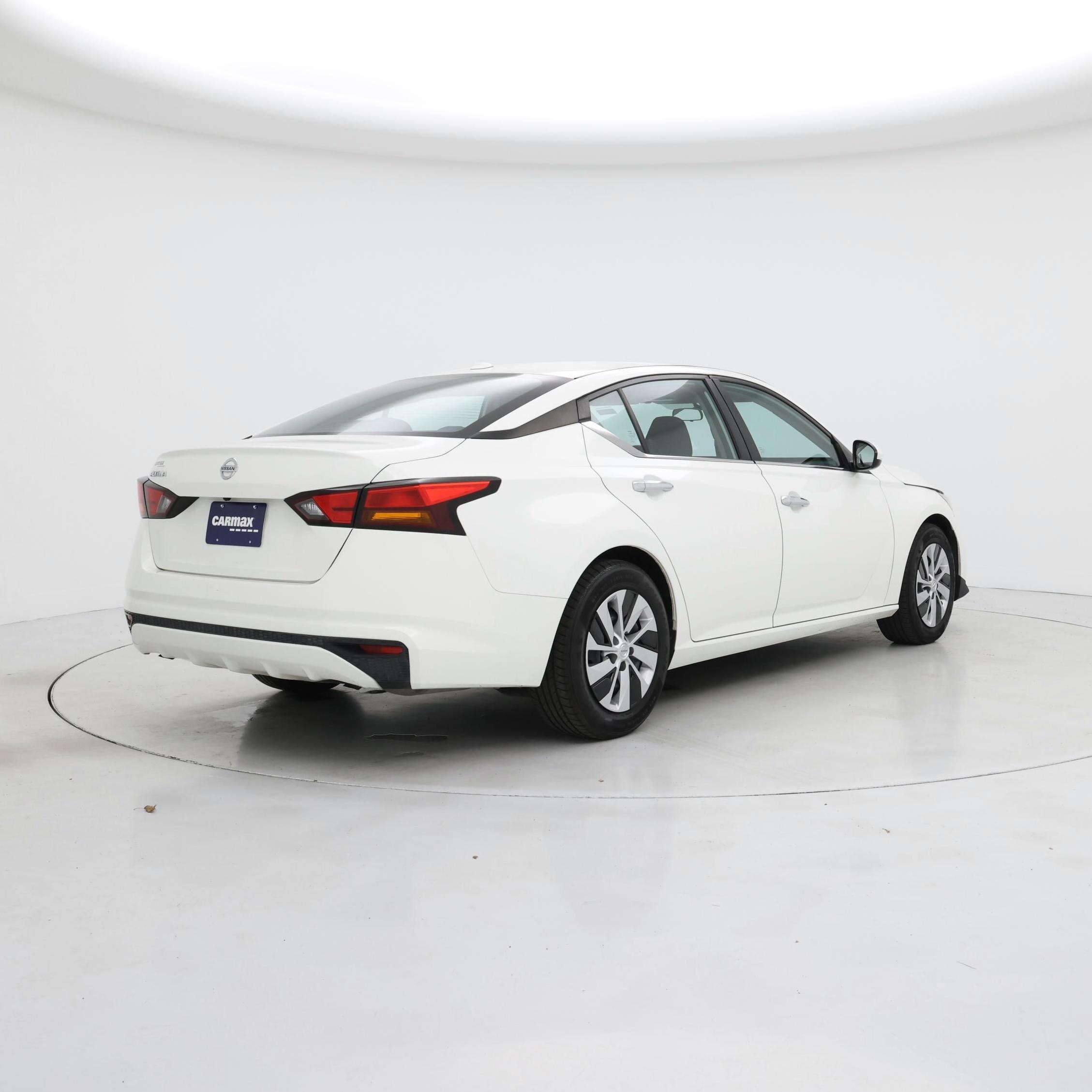 Thumbnail: 2020 Nissan Altima - 8